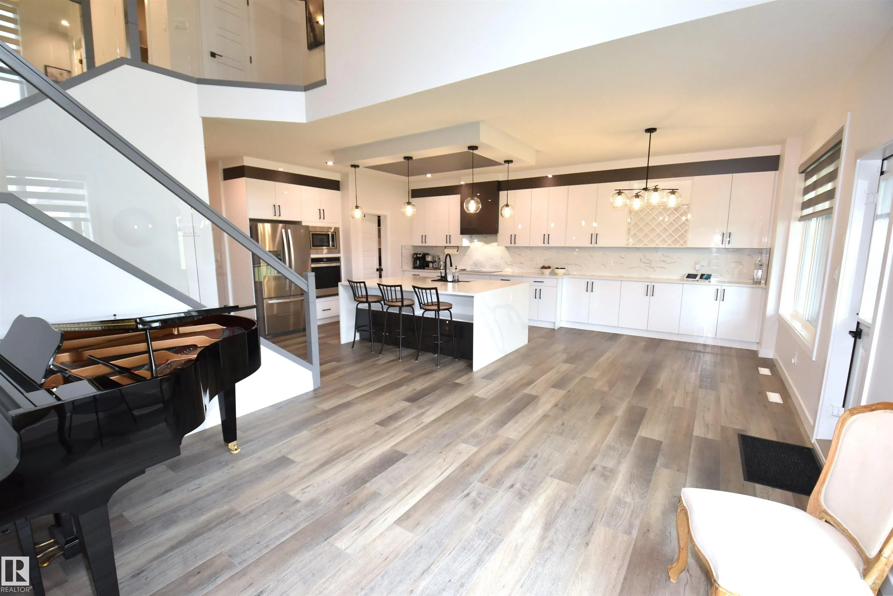 277 SILVERSTONE Crescent