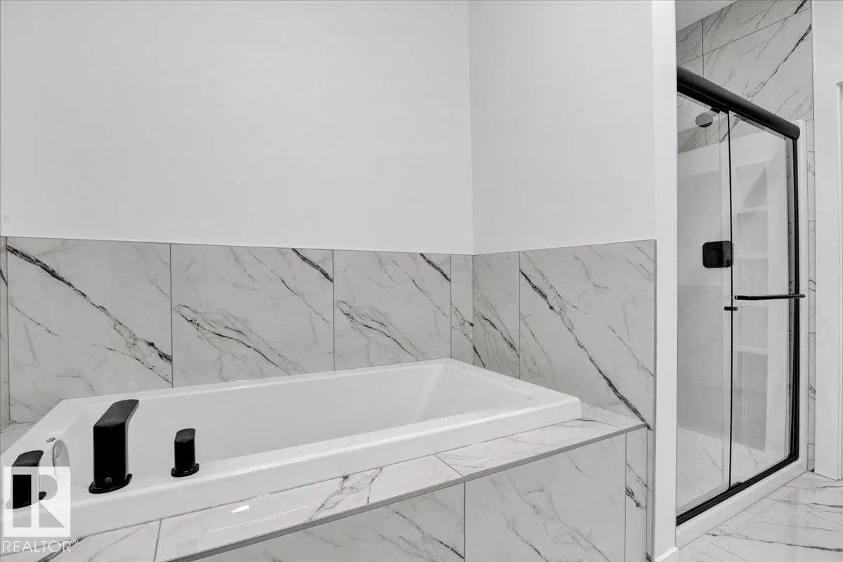 12 EDGEFIELD Way