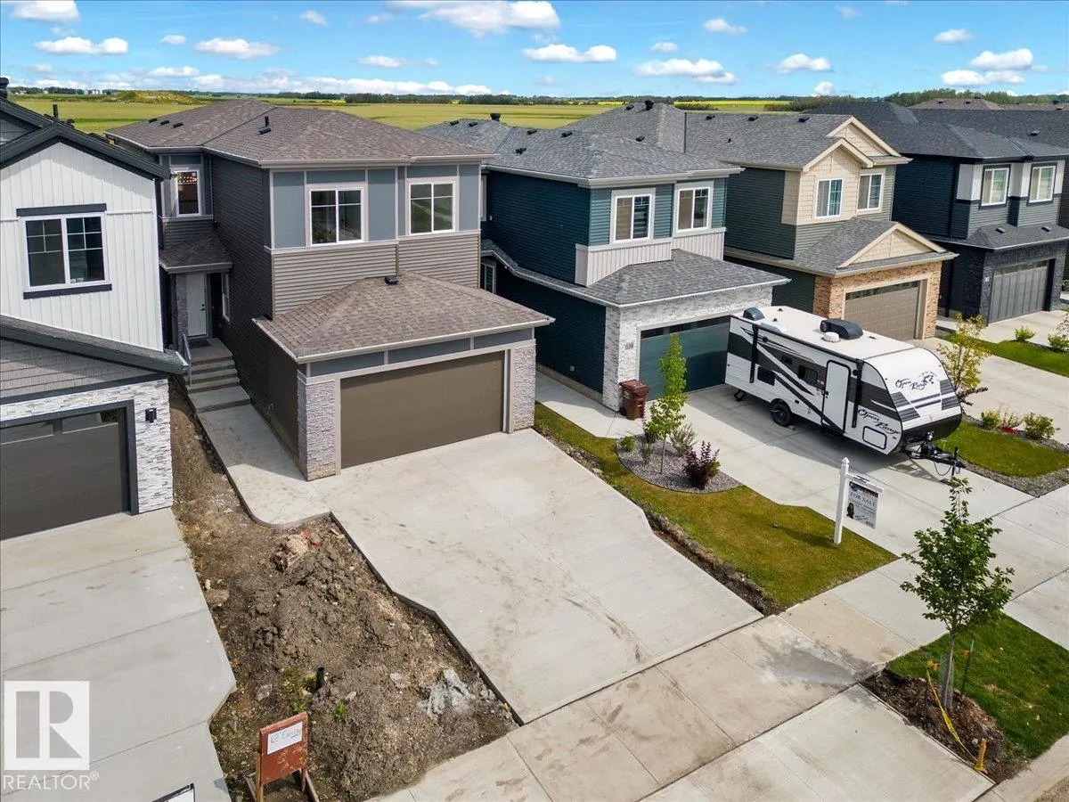 12 EDGEFIELD Way