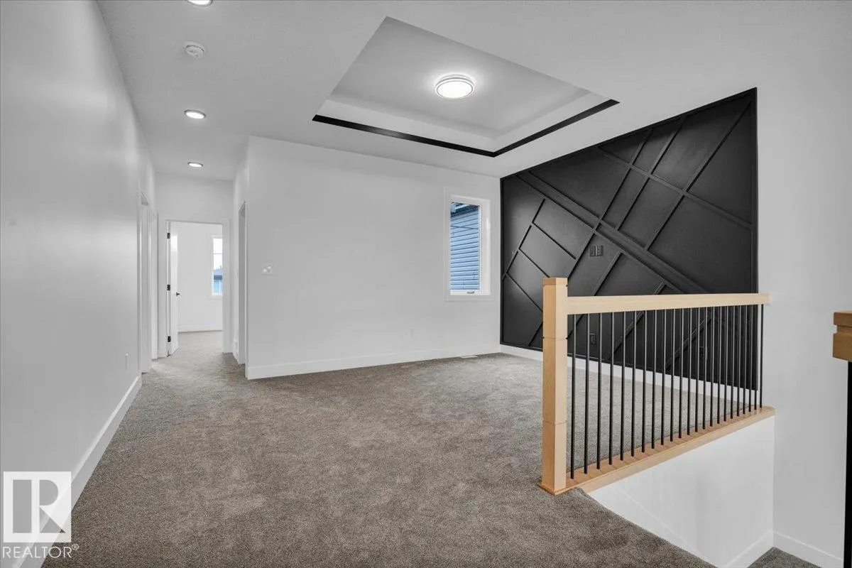 12 EDGEFIELD Way