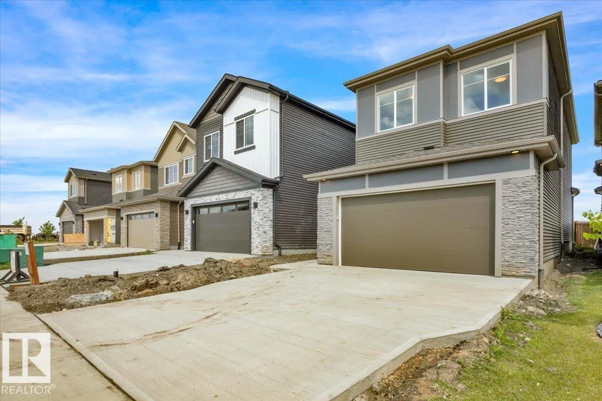 12 EDGEFIELD Way