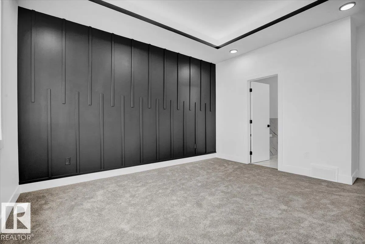 12 EDGEFIELD Way