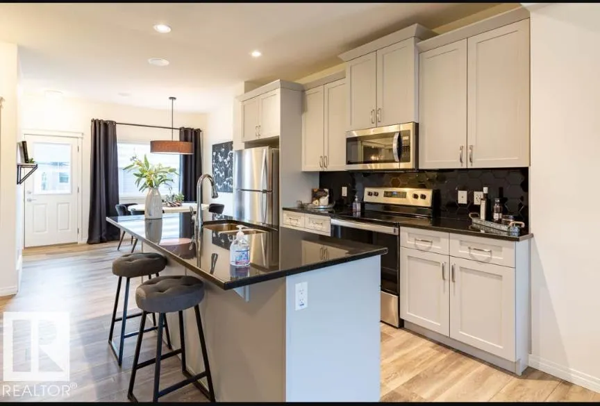 92 DANSEREAU Way