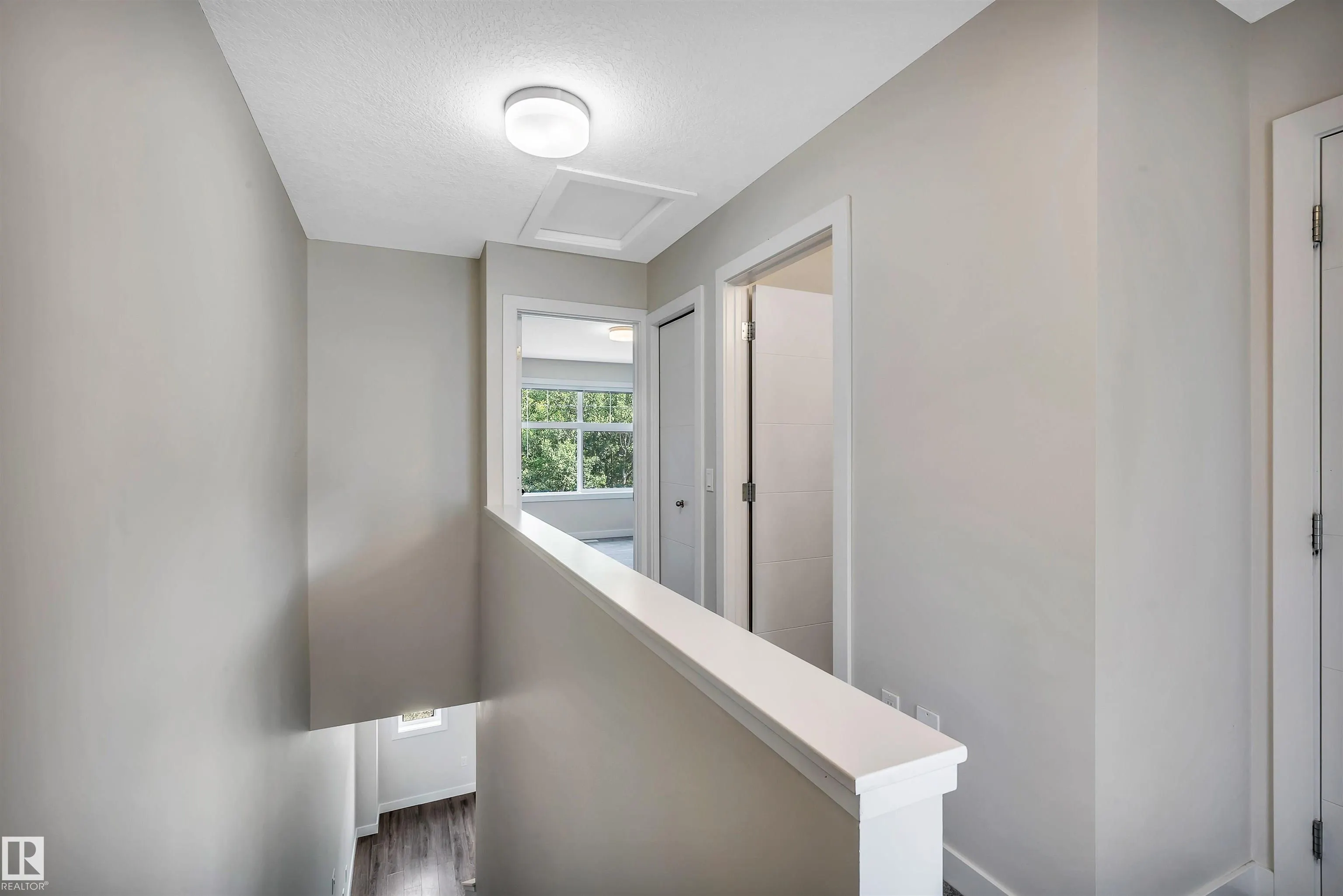 600 BELLEROSE Drive