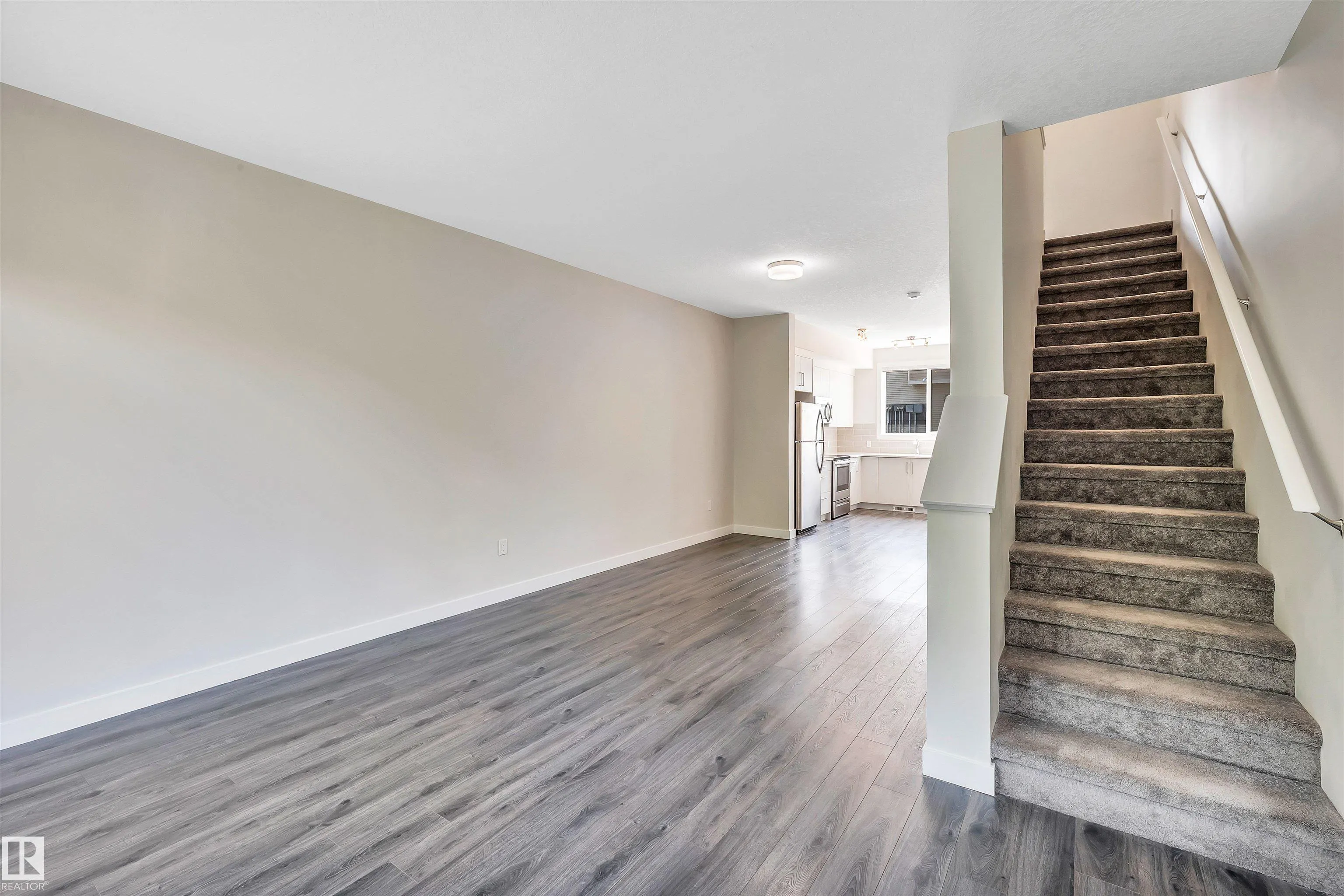 600 BELLEROSE Drive
