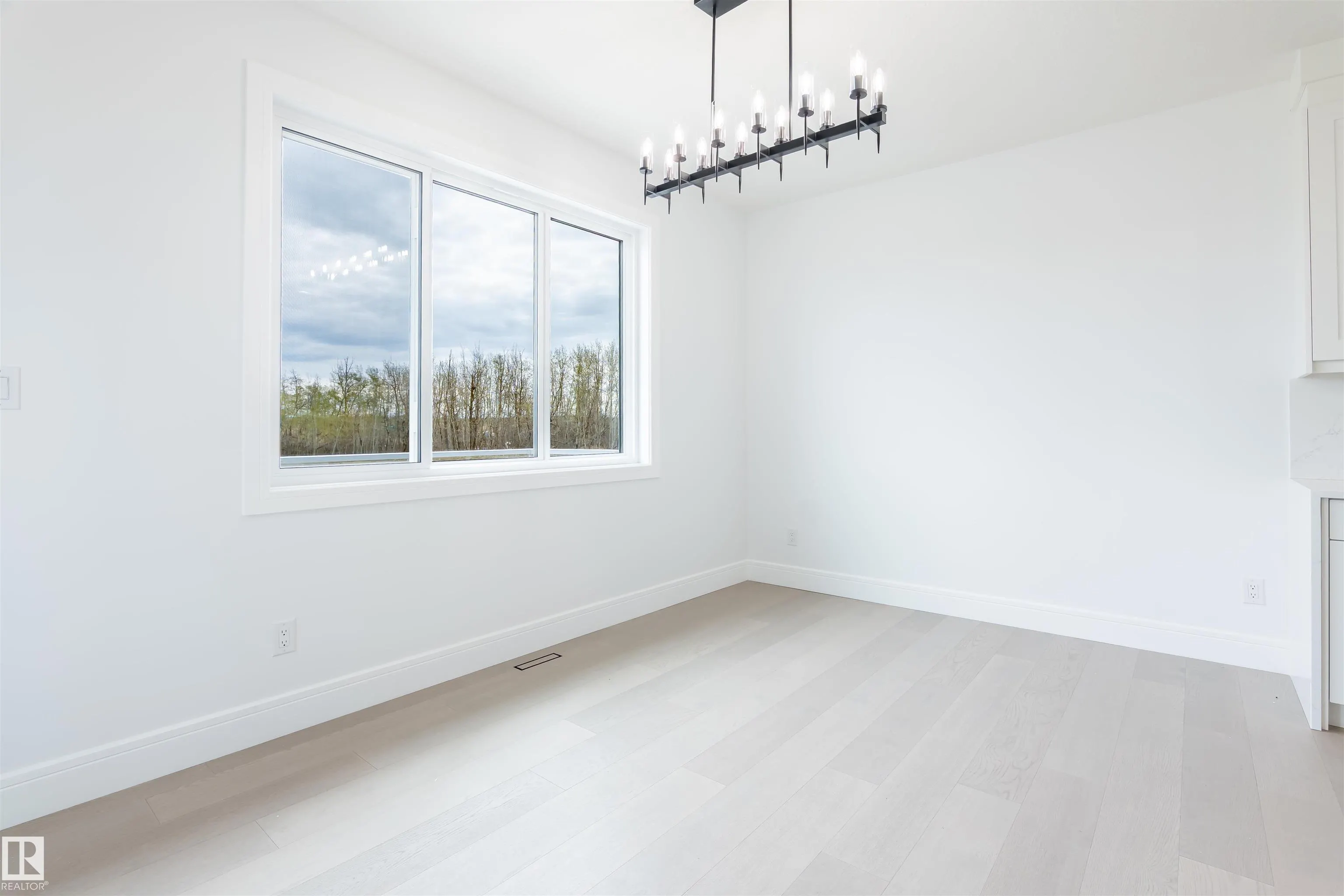 3317 Chickadee Drive