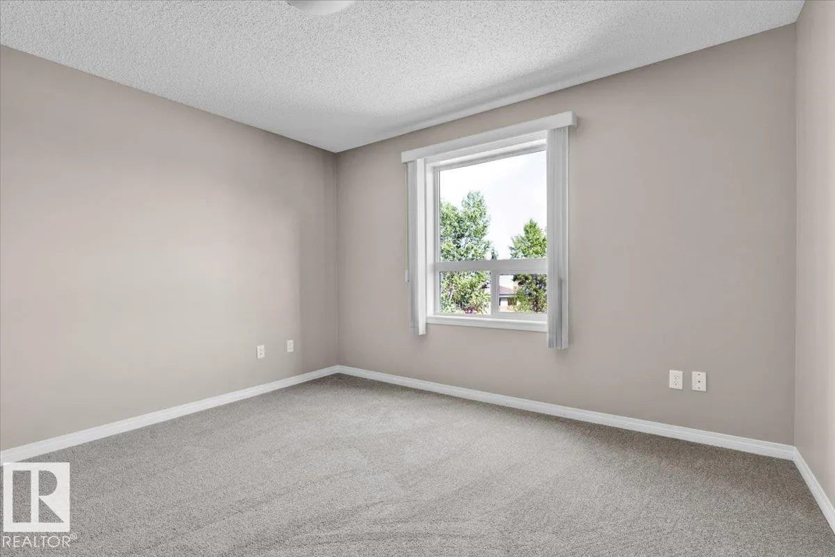 1520 HAMMOND Gate