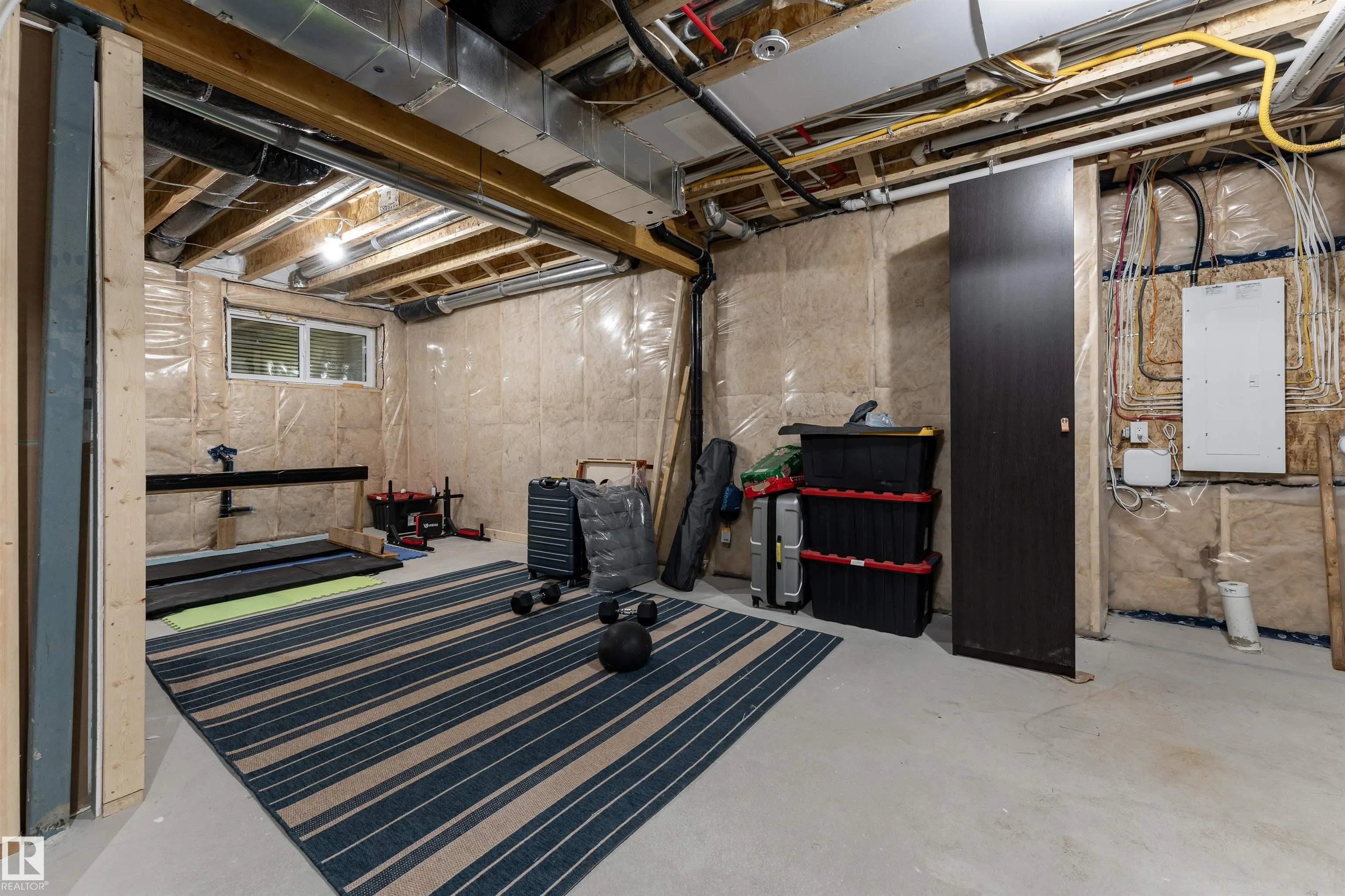 112 BLUFF Cove