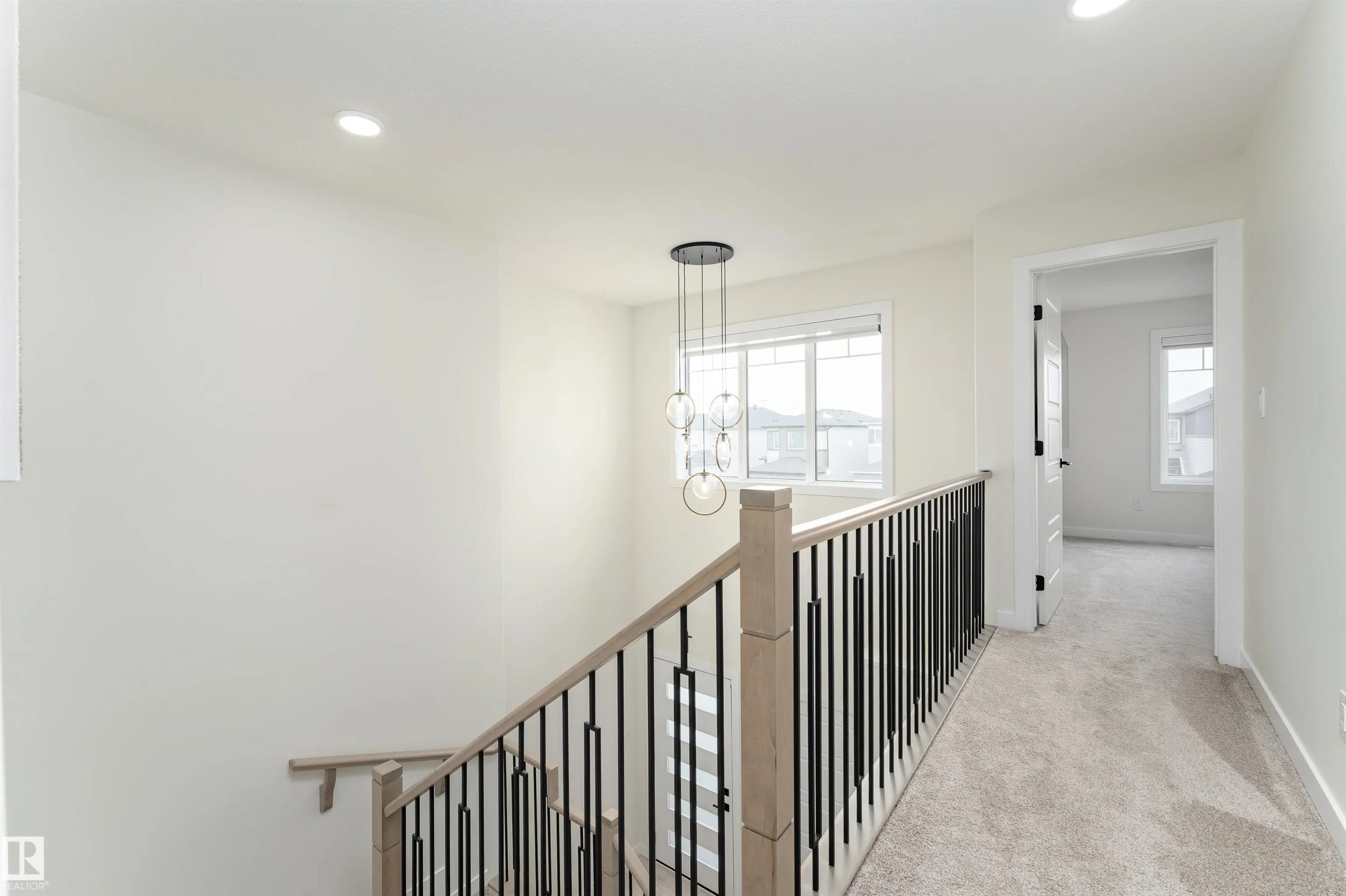 112 BLUFF Cove