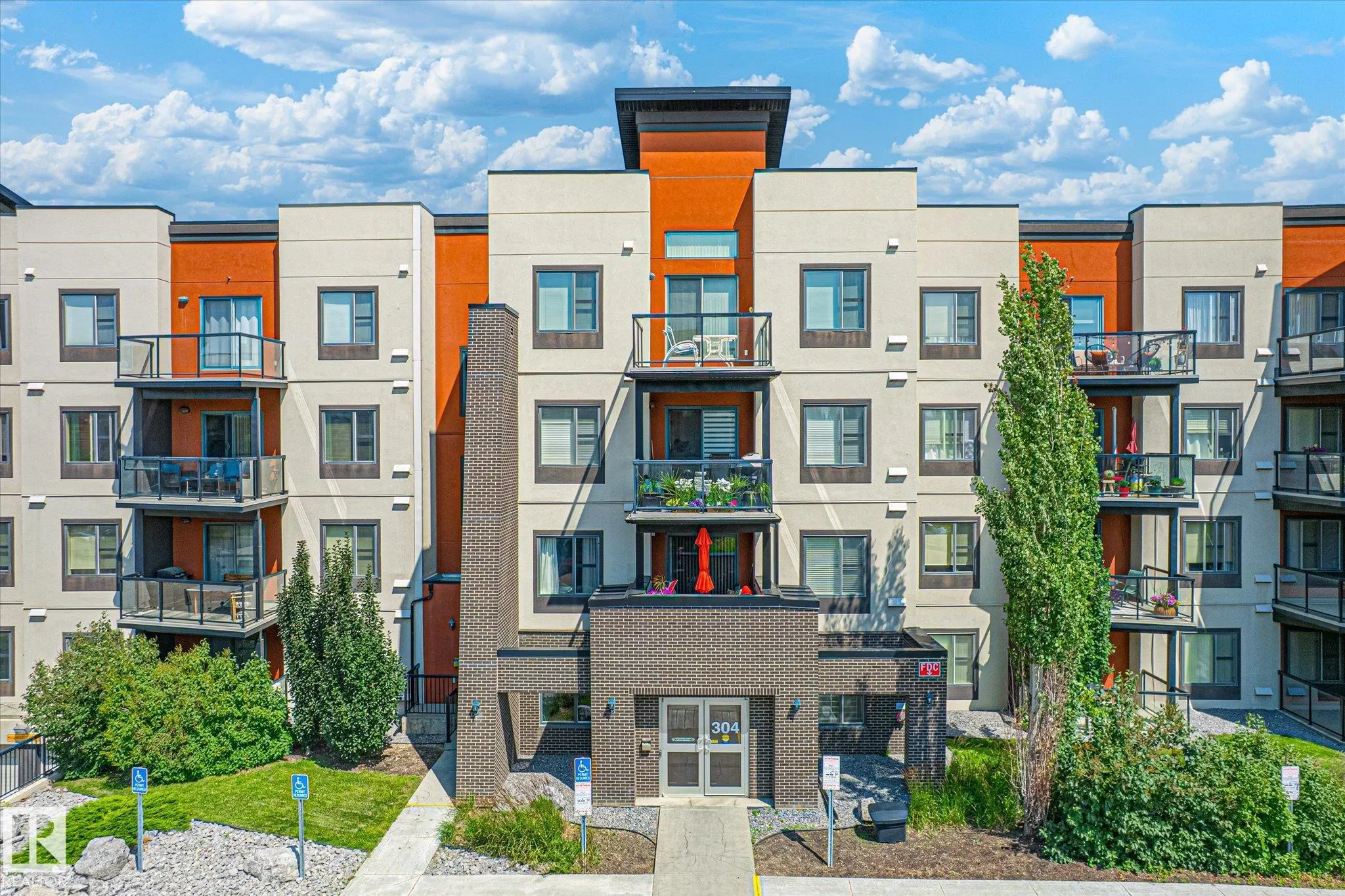 304 AMBLESIDE Link