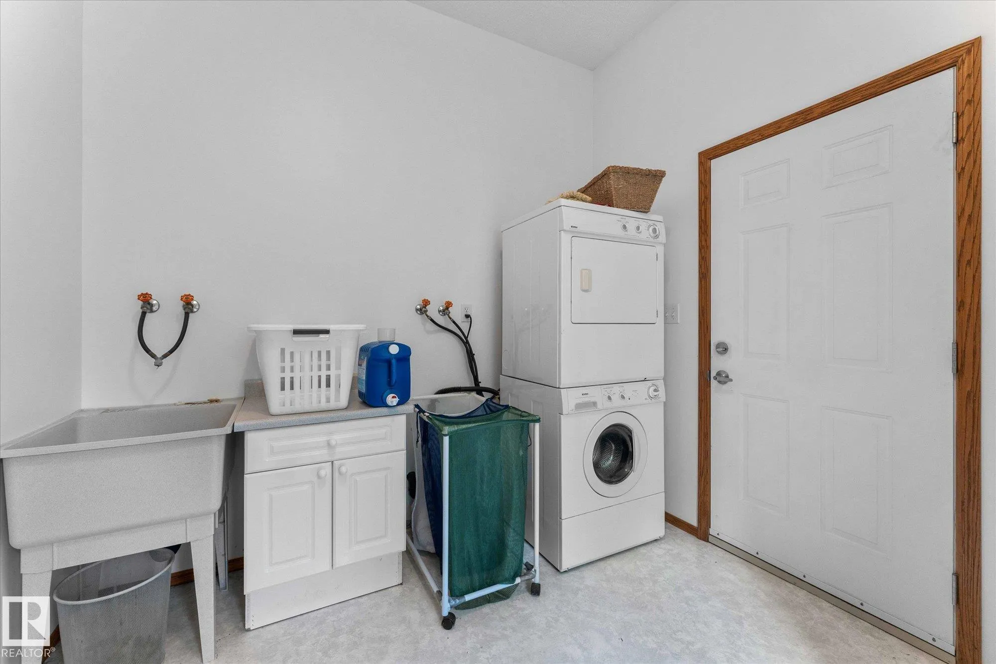 6316 HGHWAY 16