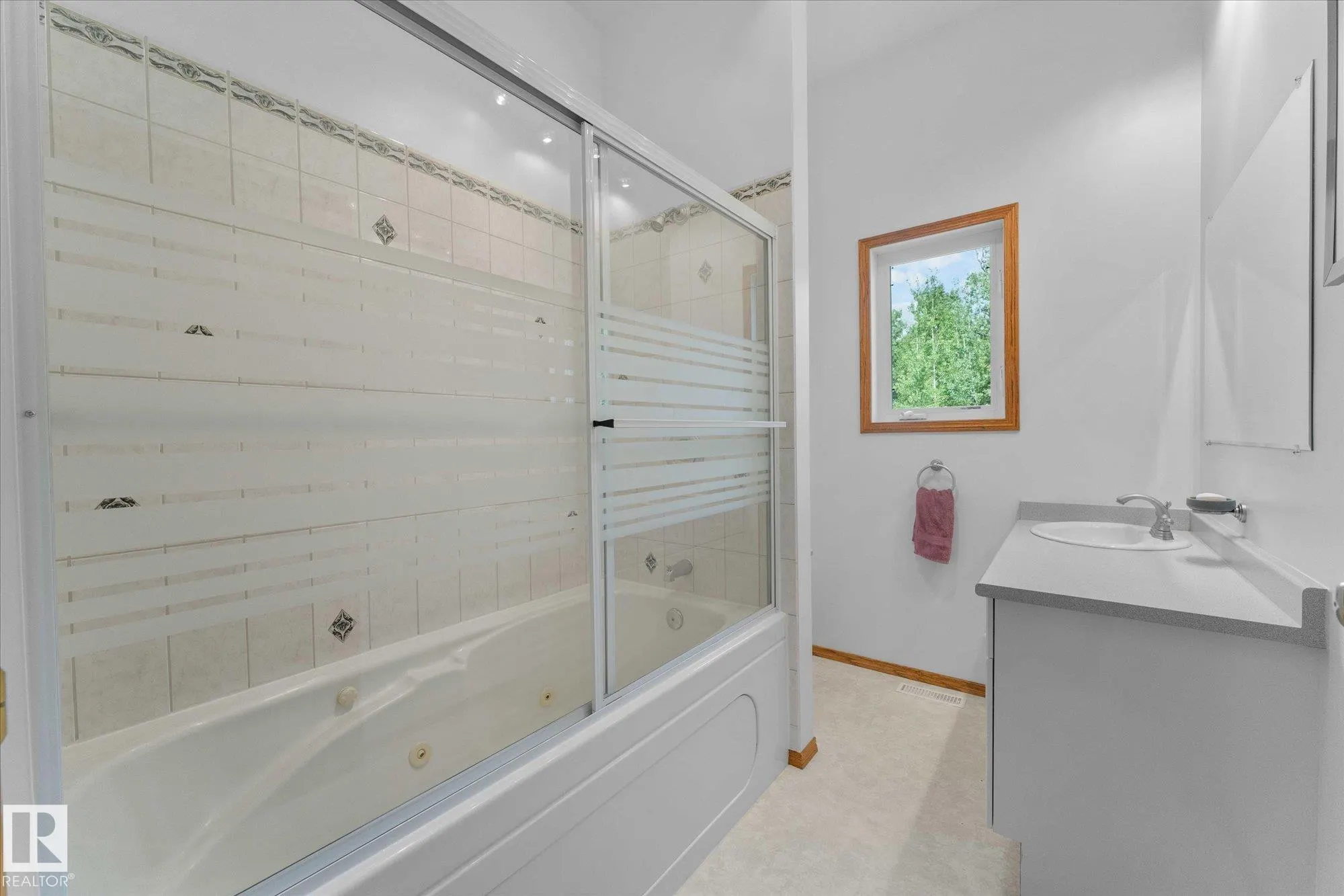 6316 HGHWAY 16