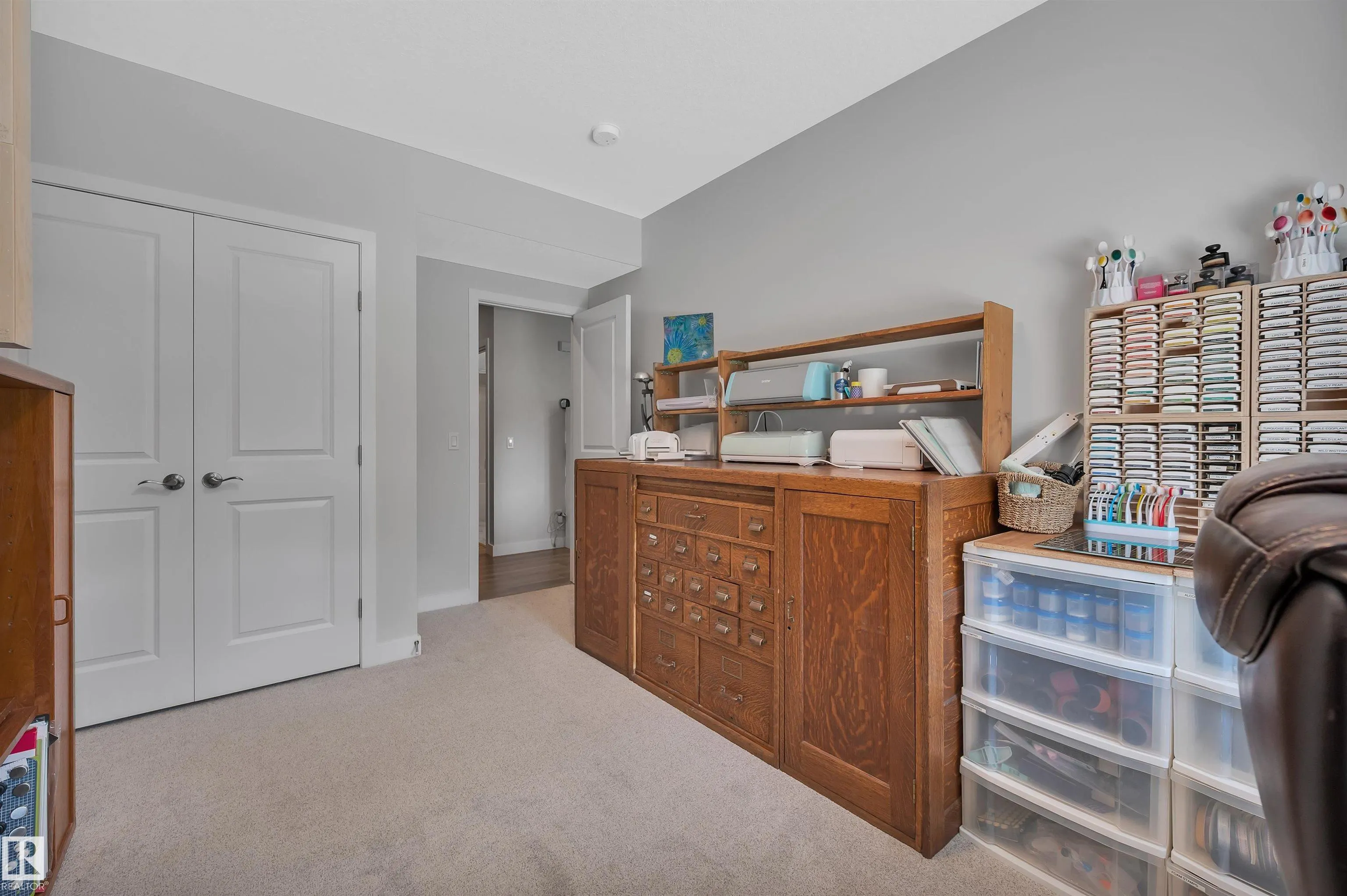 134 EDGEWATER Circle