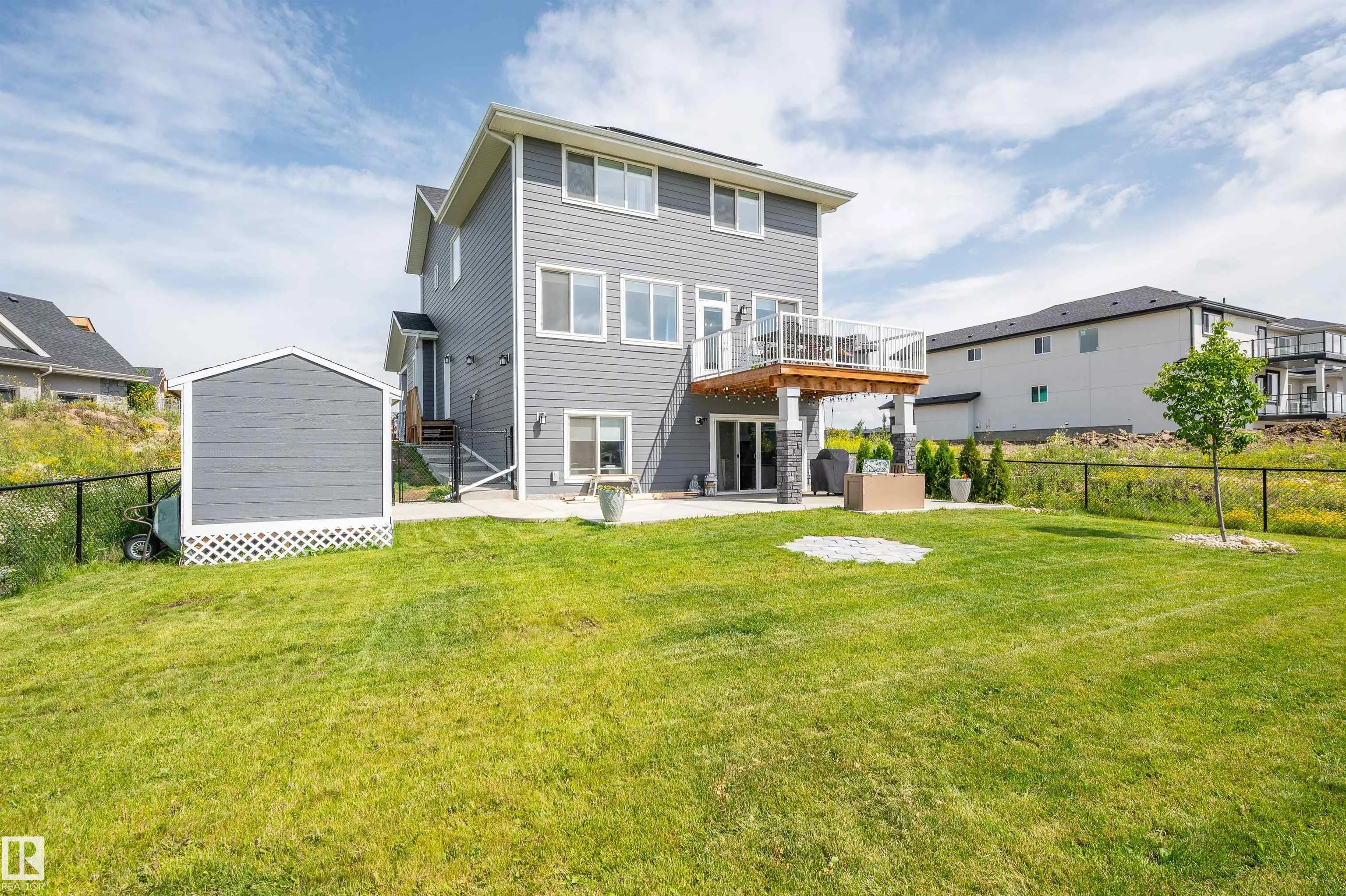 134 EDGEWATER Circle