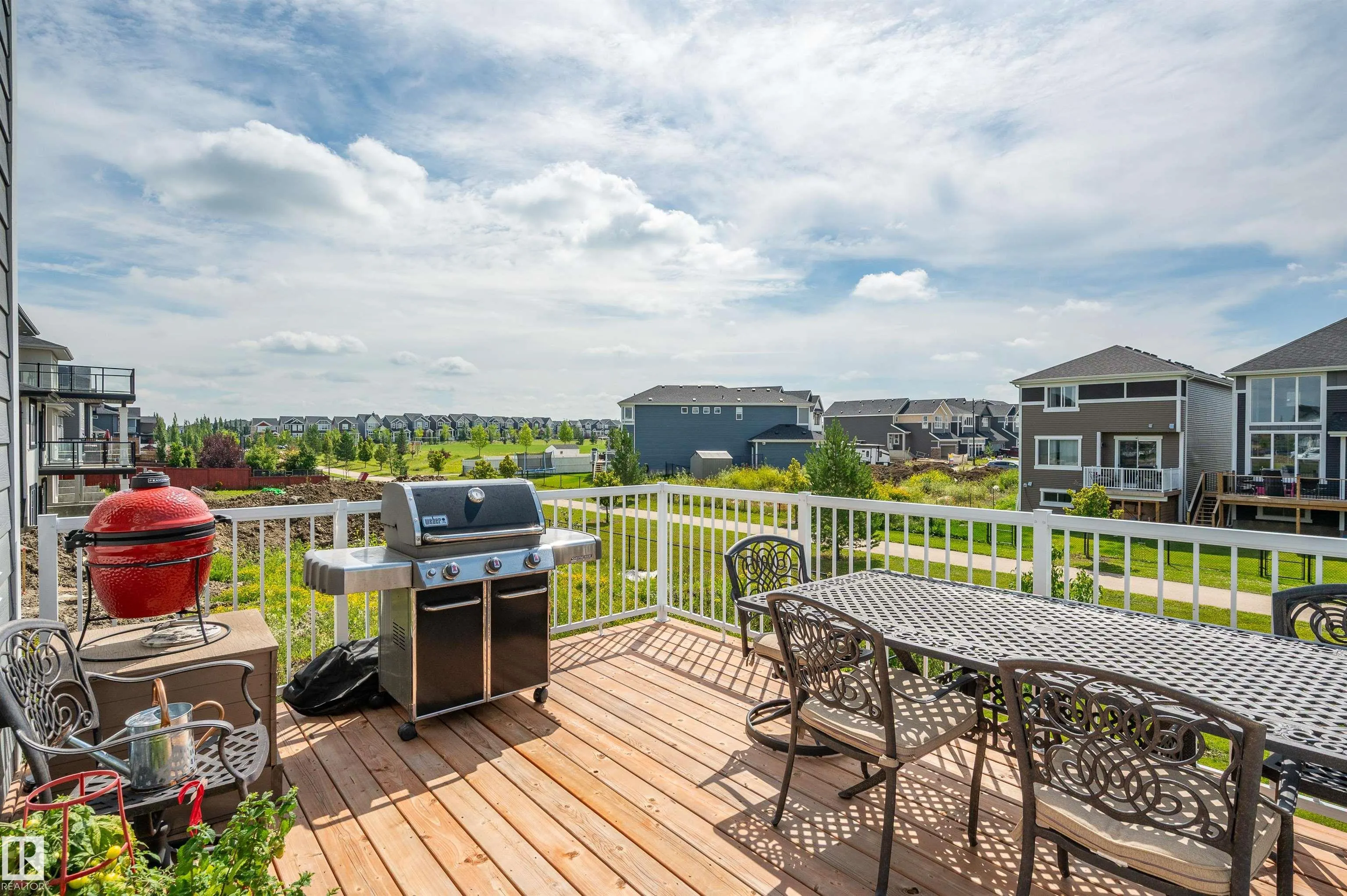 134 EDGEWATER Circle