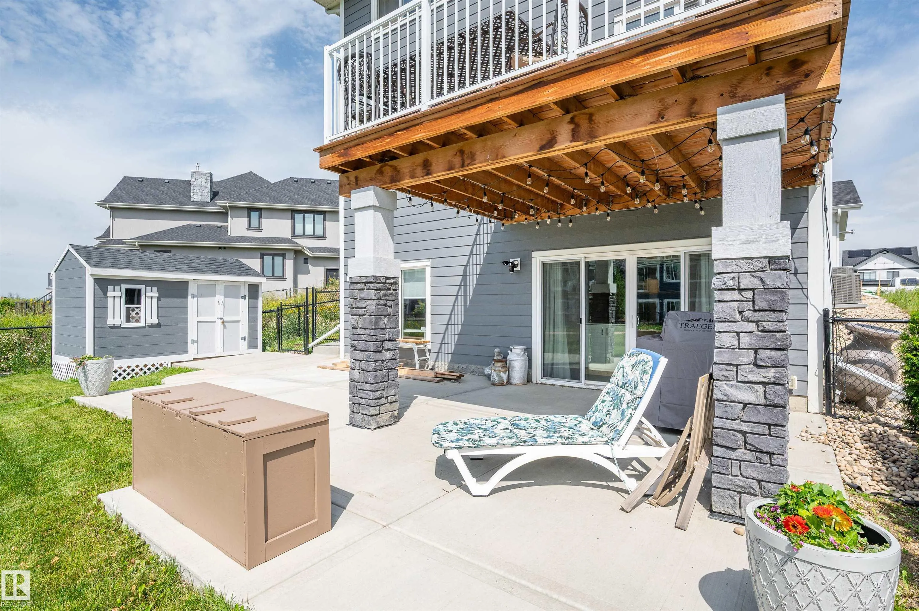 134 EDGEWATER Circle