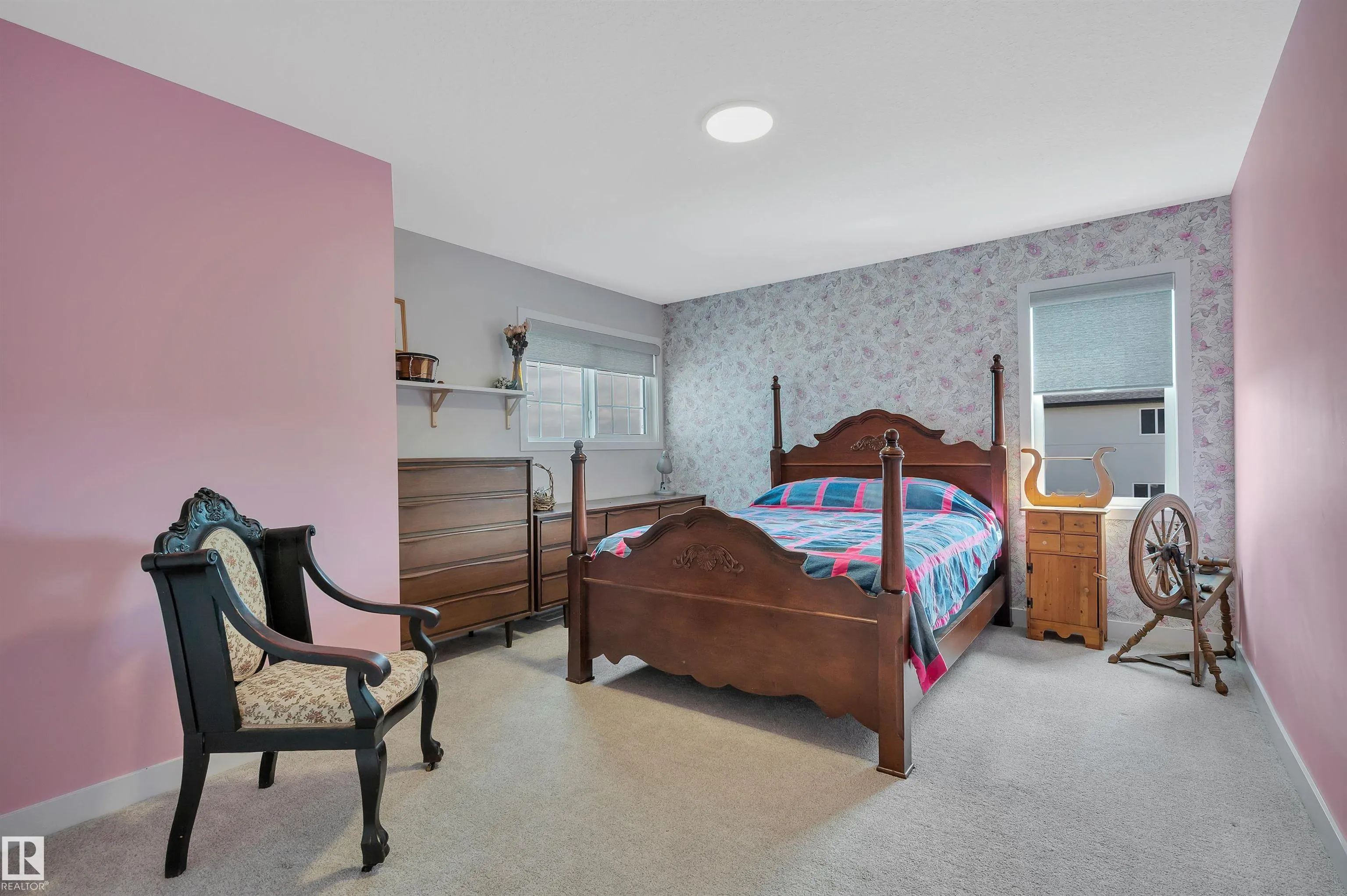134 EDGEWATER Circle