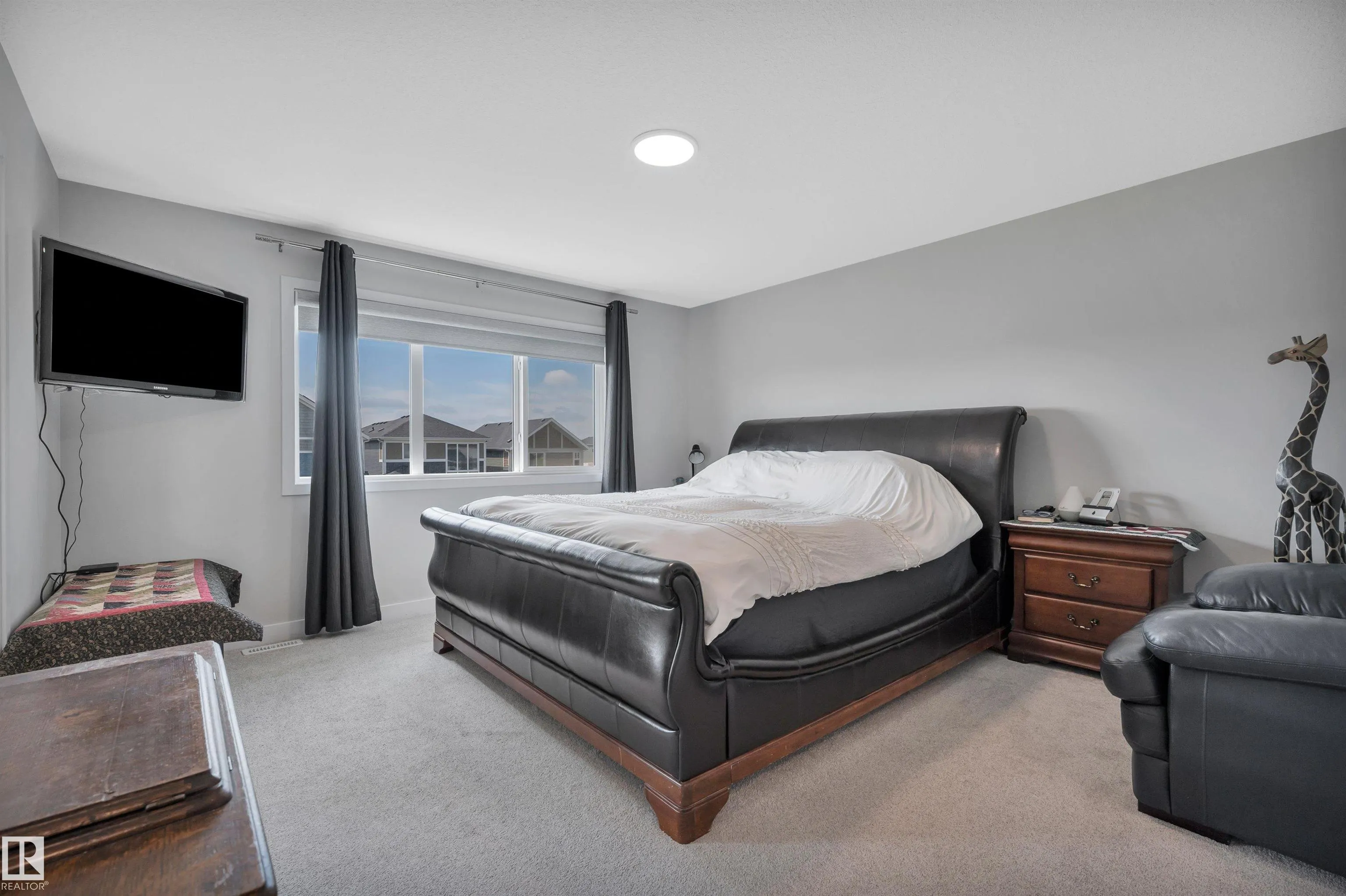 134 EDGEWATER Circle