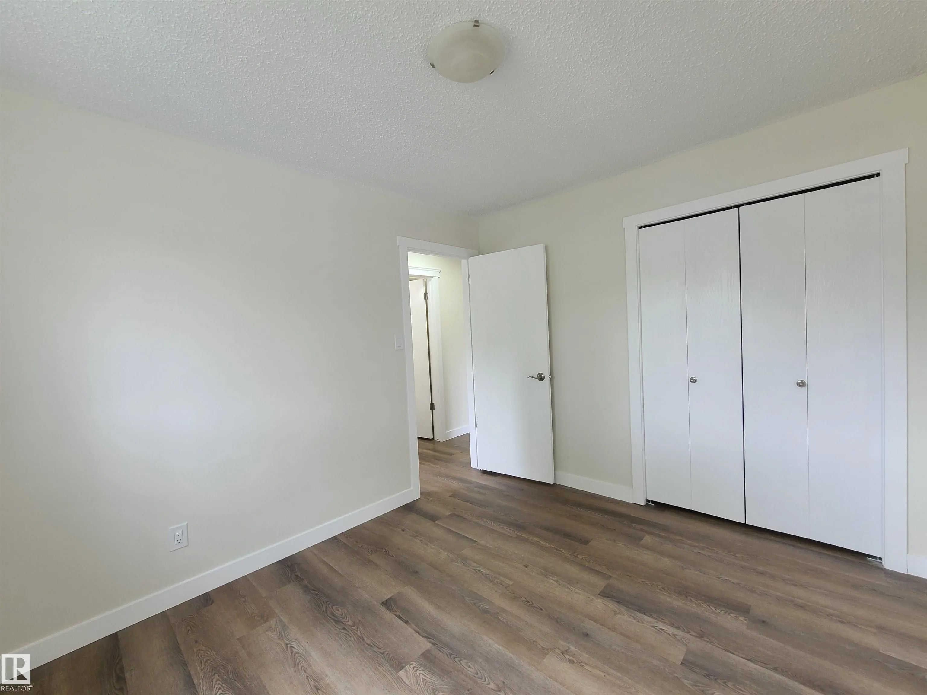 12011 95A Street