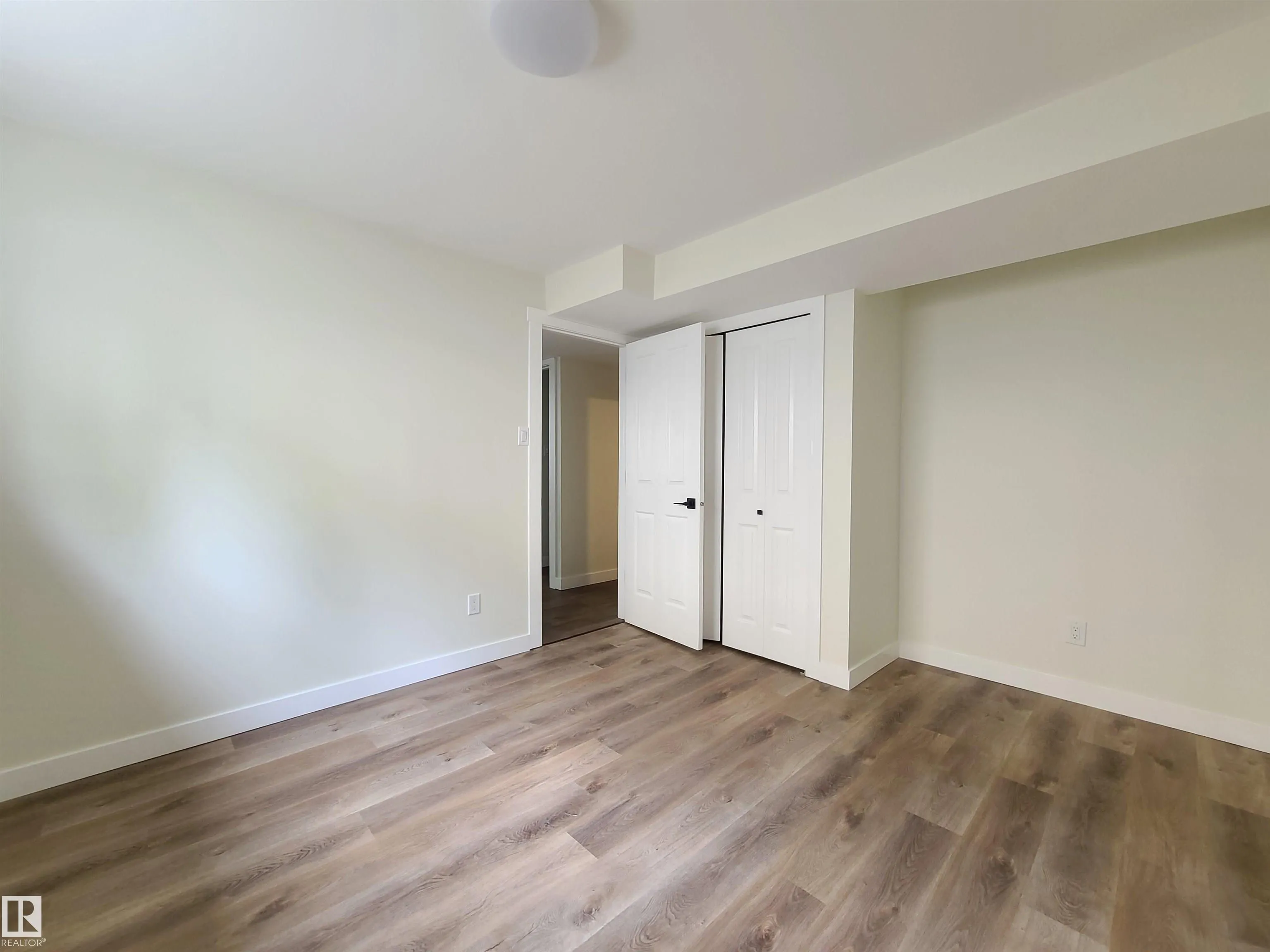 12011 95A Street