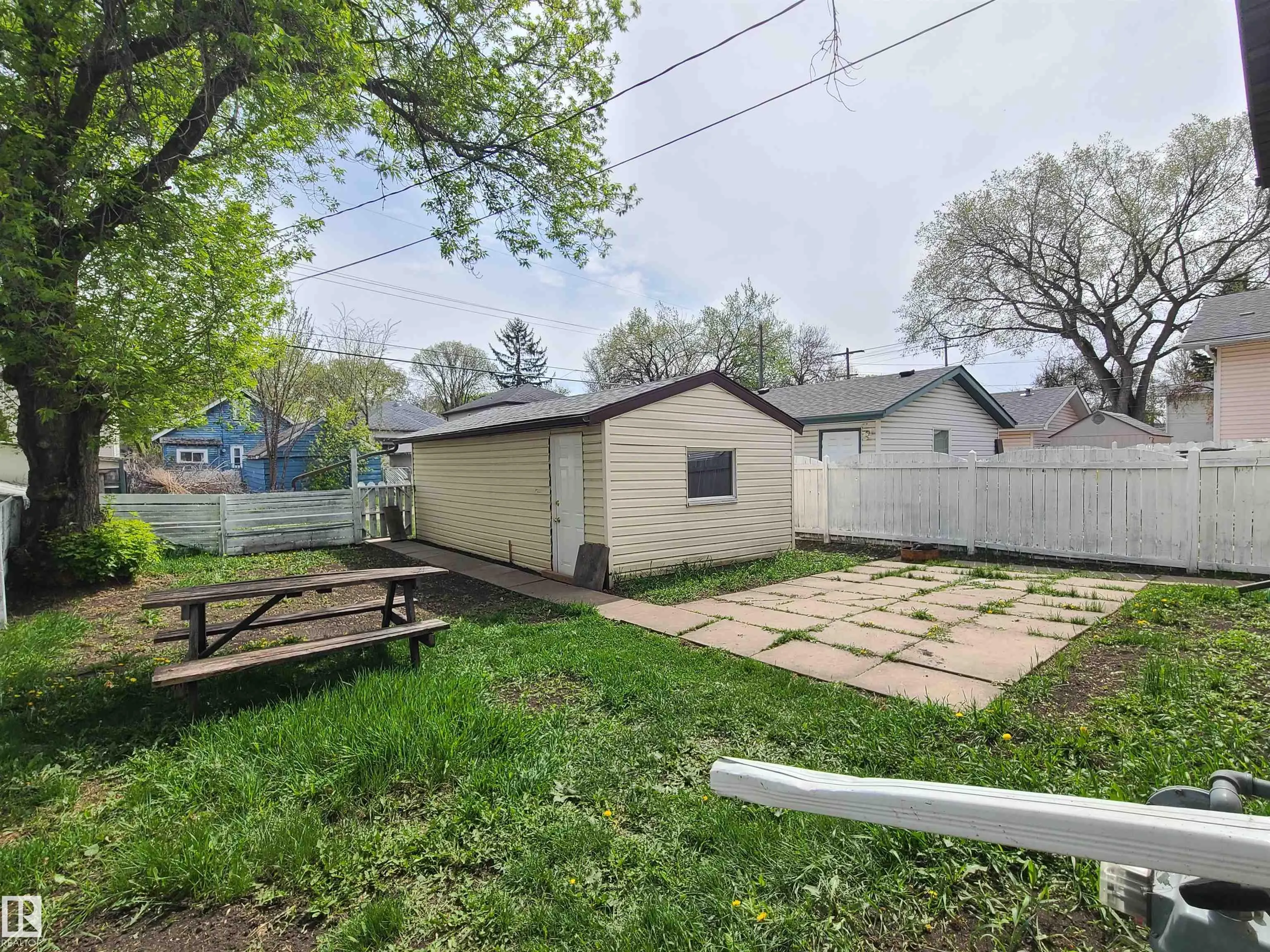 12011 95A Street