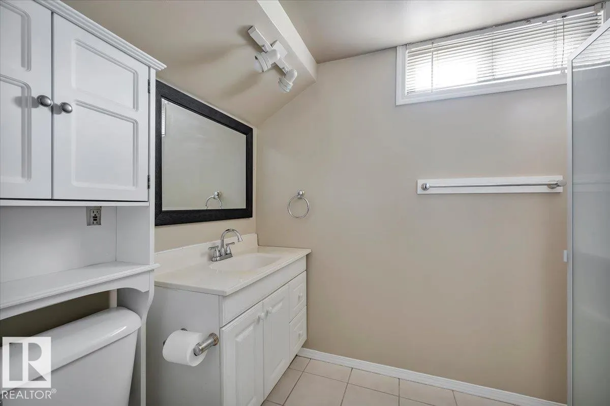 2 MEADOWBROOK Road