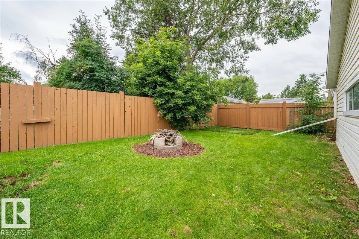 2 MEADOWBROOK Road