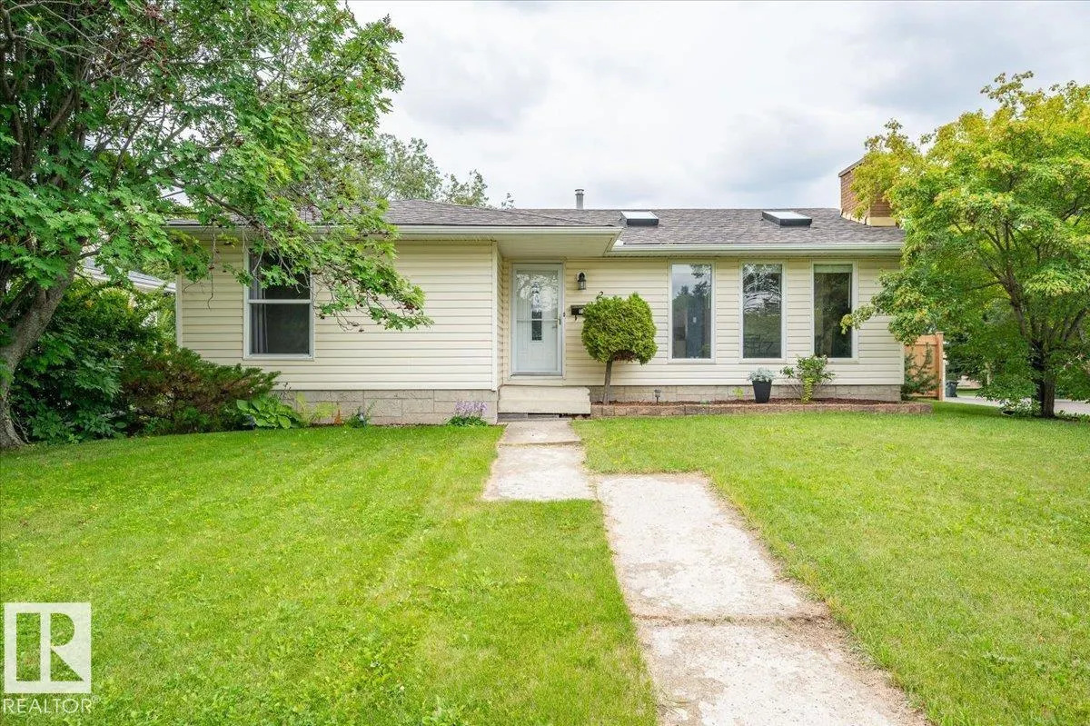 2 MEADOWBROOK Road