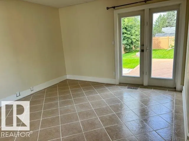 2 MEADOWBROOK Road