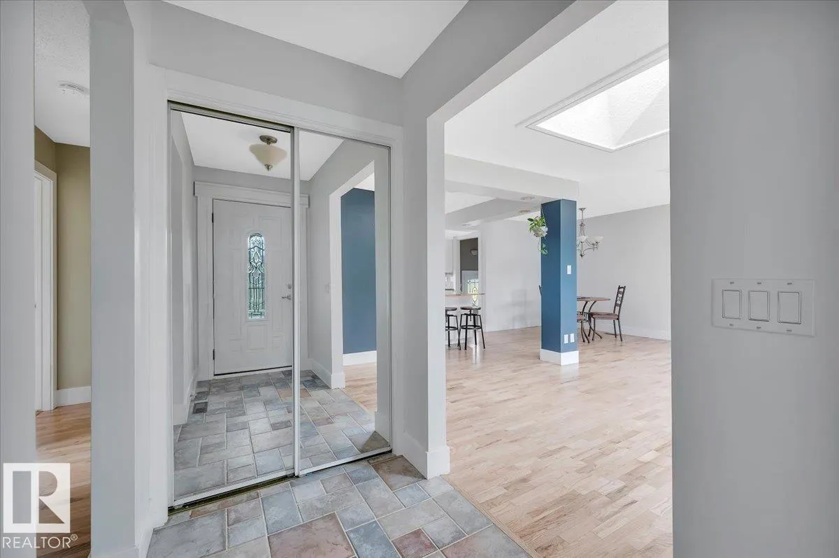 2 MEADOWBROOK Road