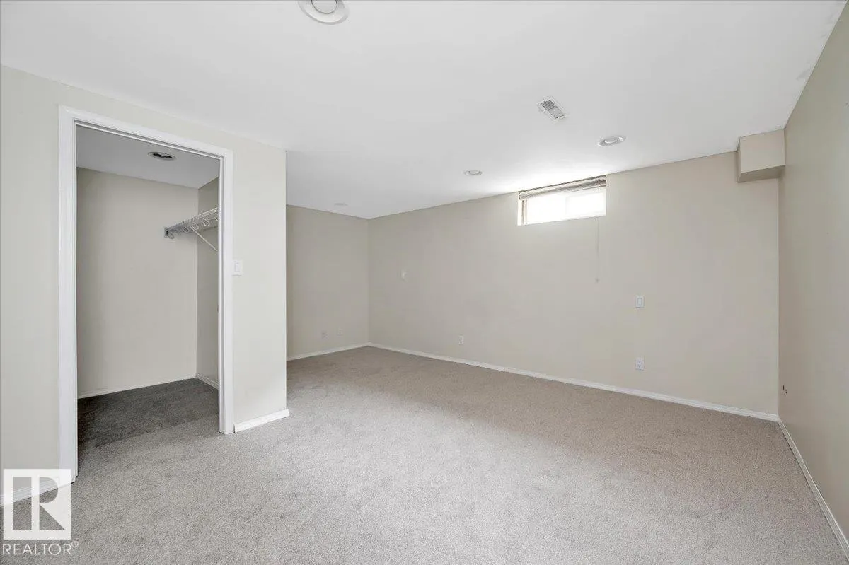 2 MEADOWBROOK Road