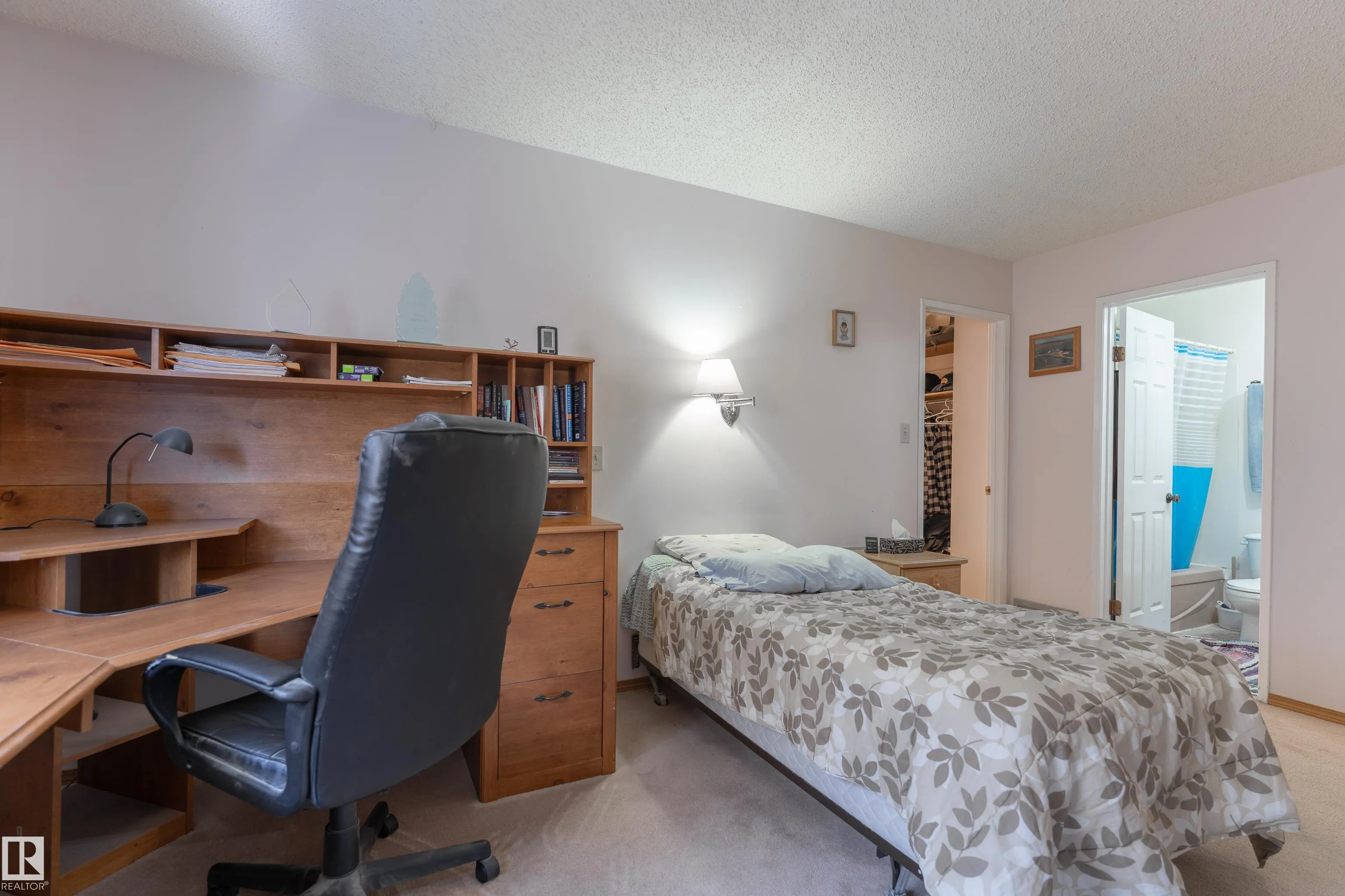 26 Louisbourg Place