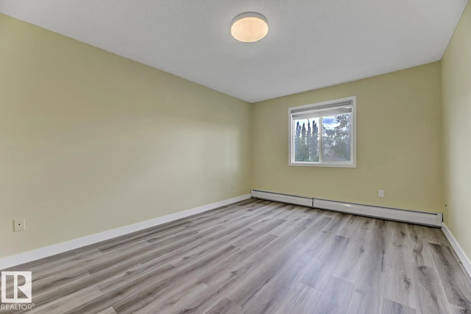 111 EDWARDS Drive