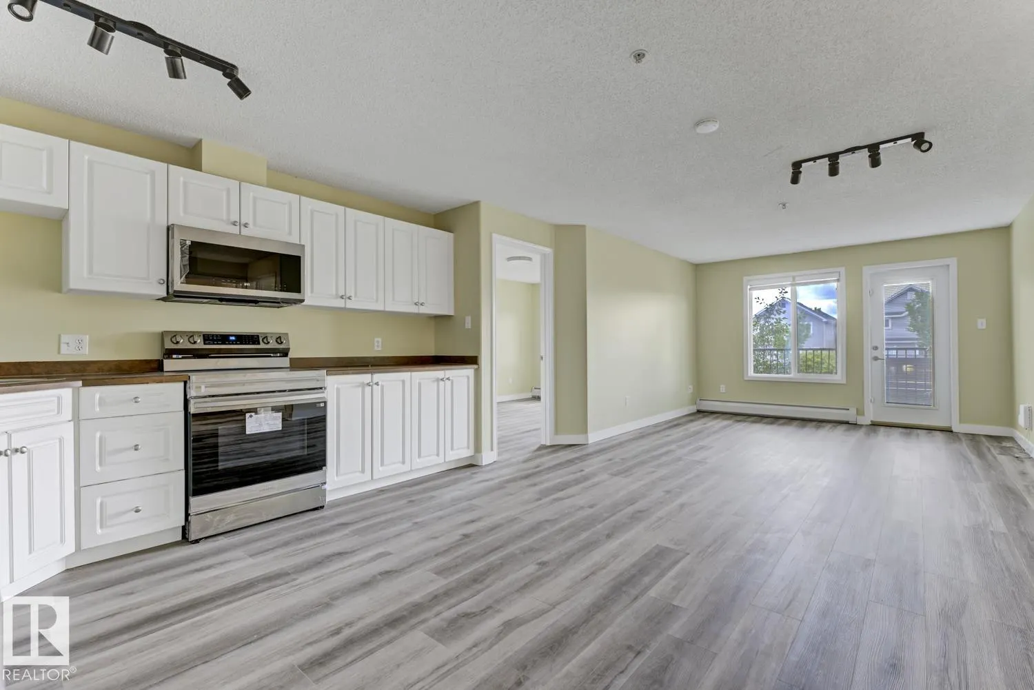 111 EDWARDS Drive