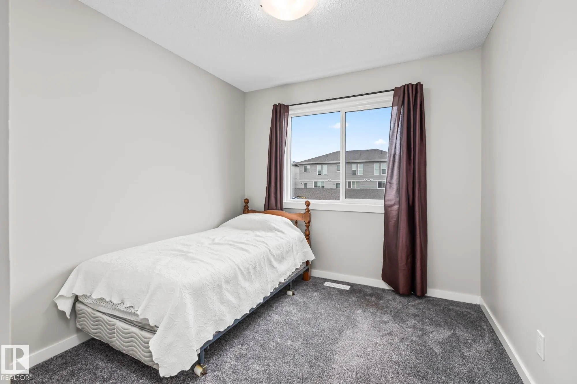 264 ROLSTON Wynd