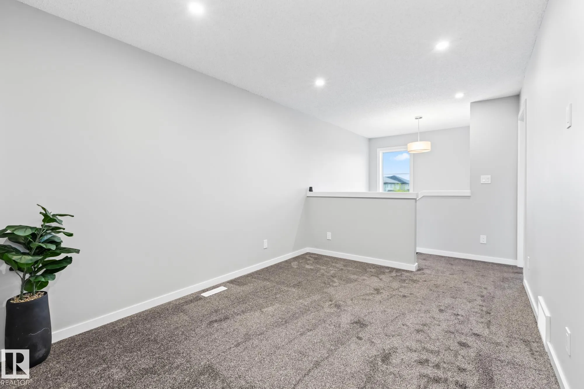 264 ROLSTON Wynd