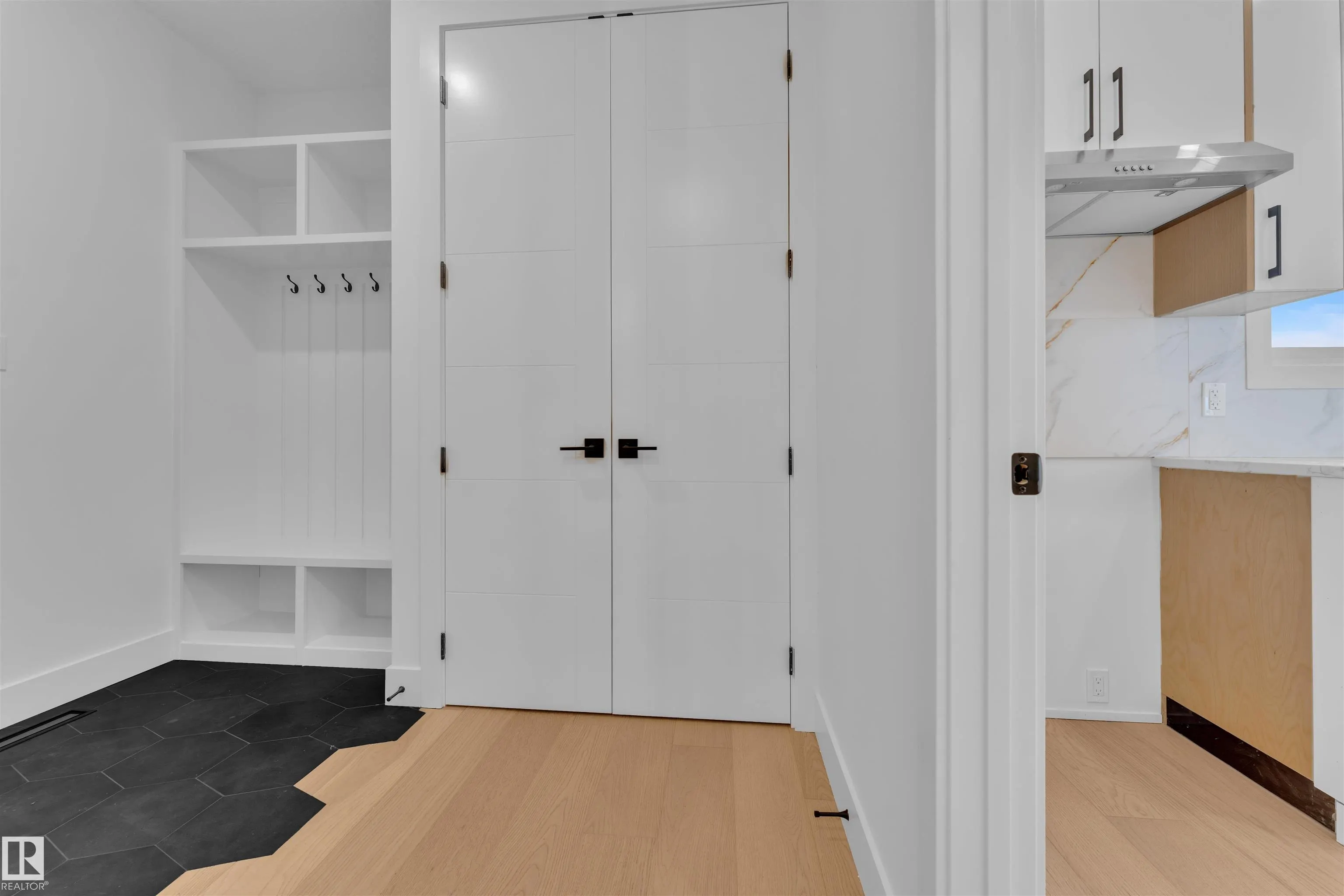 114 Eldridge Point(e)
