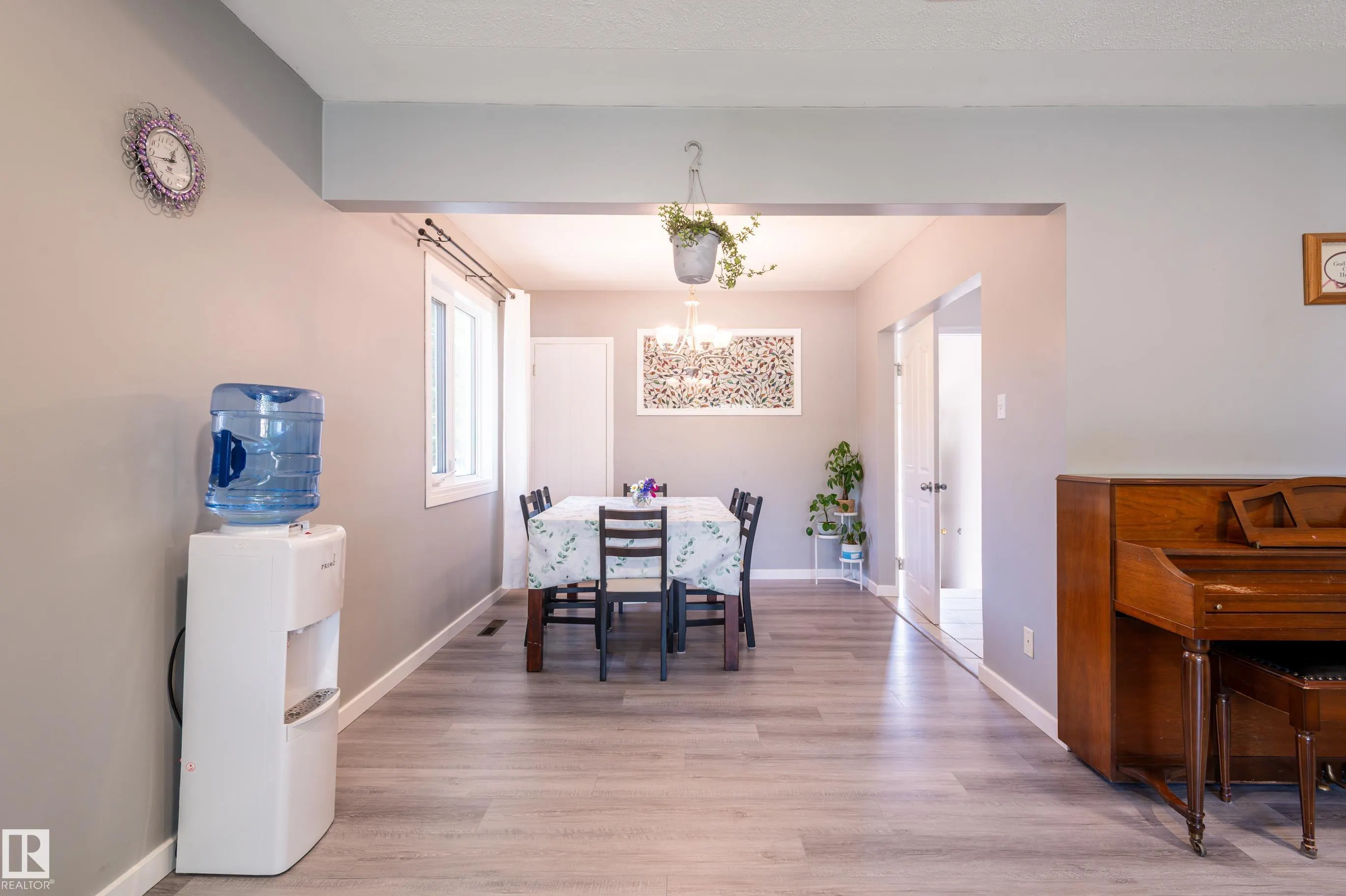 8803 160 Street
