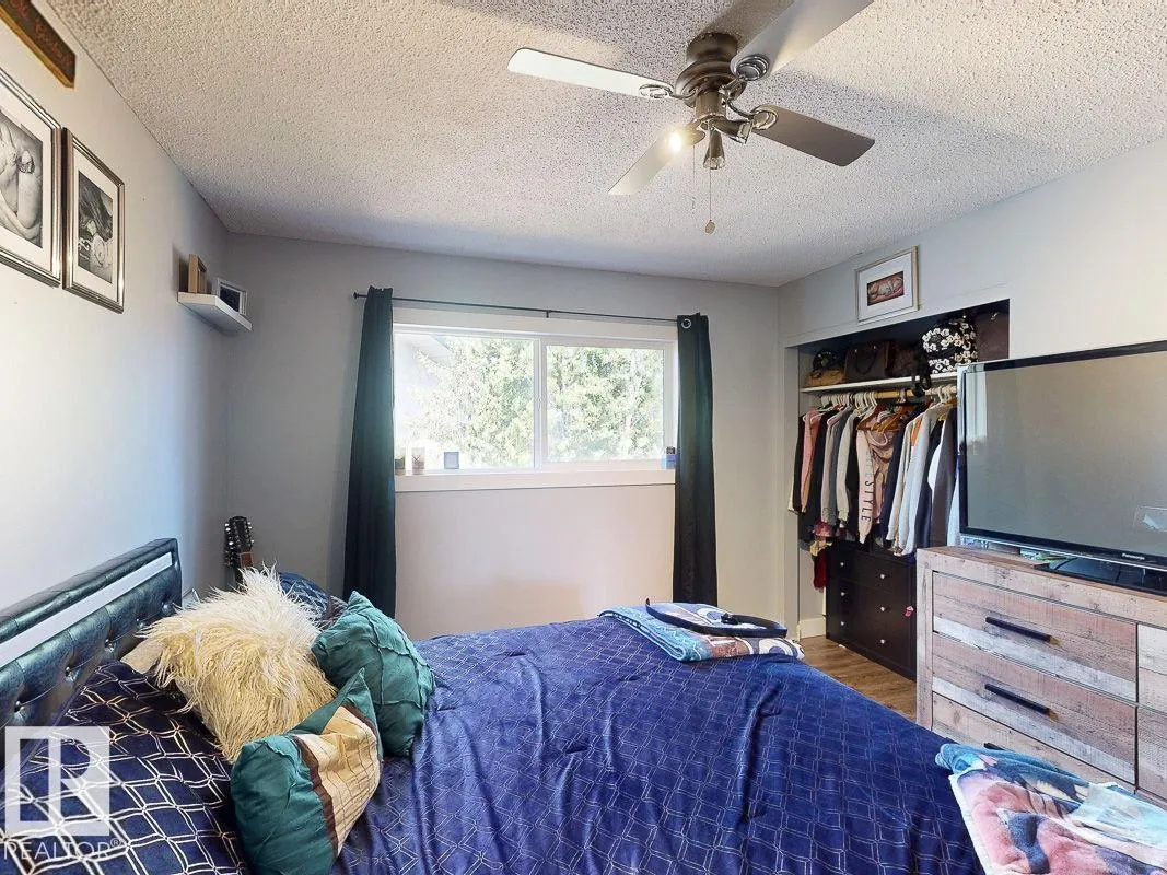 12 GARDEN VALLEY Drive