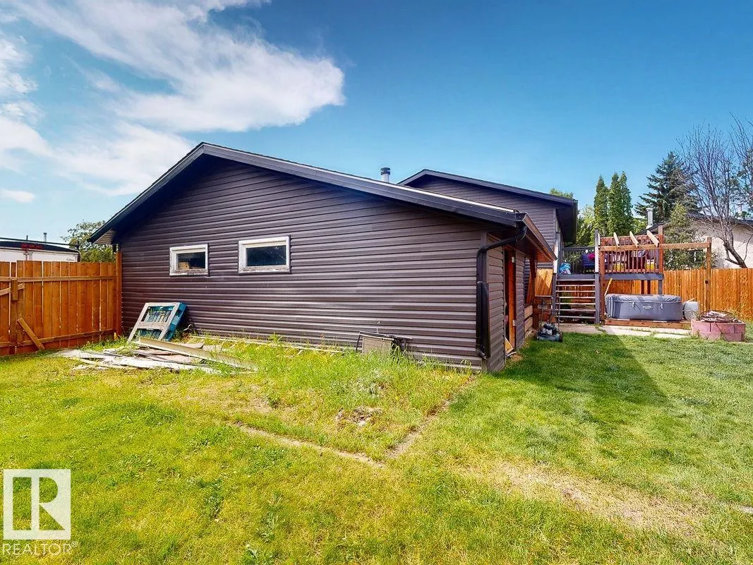 12 GARDEN VALLEY Drive