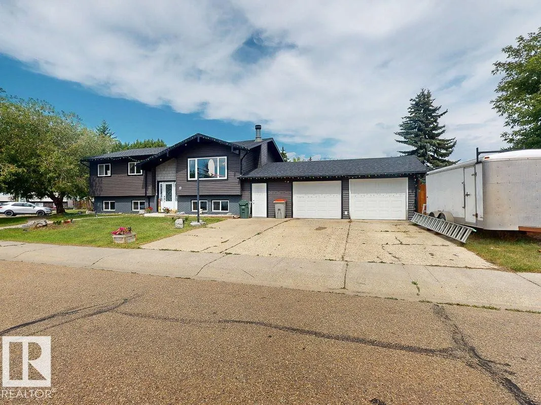 12 GARDEN VALLEY Drive