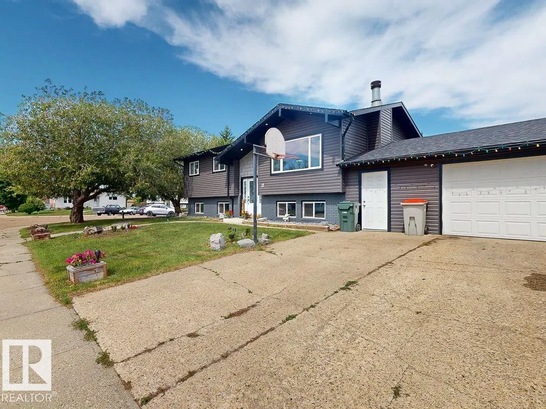 12 GARDEN VALLEY Drive