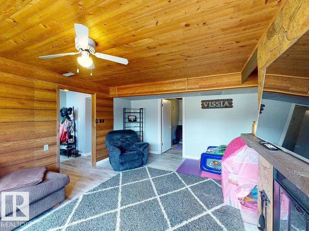 12 GARDEN VALLEY Drive