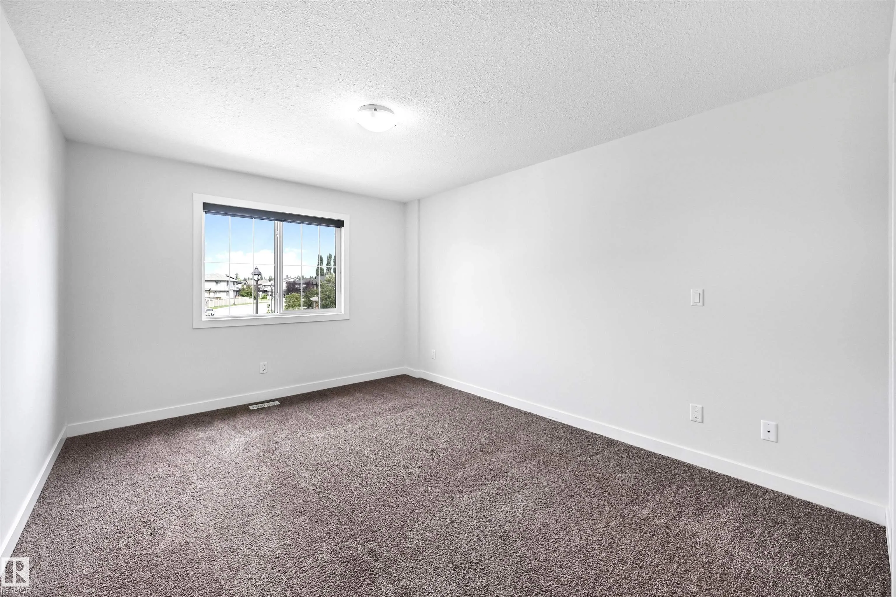 7086 SOUTH TERWILLEGAR Drive