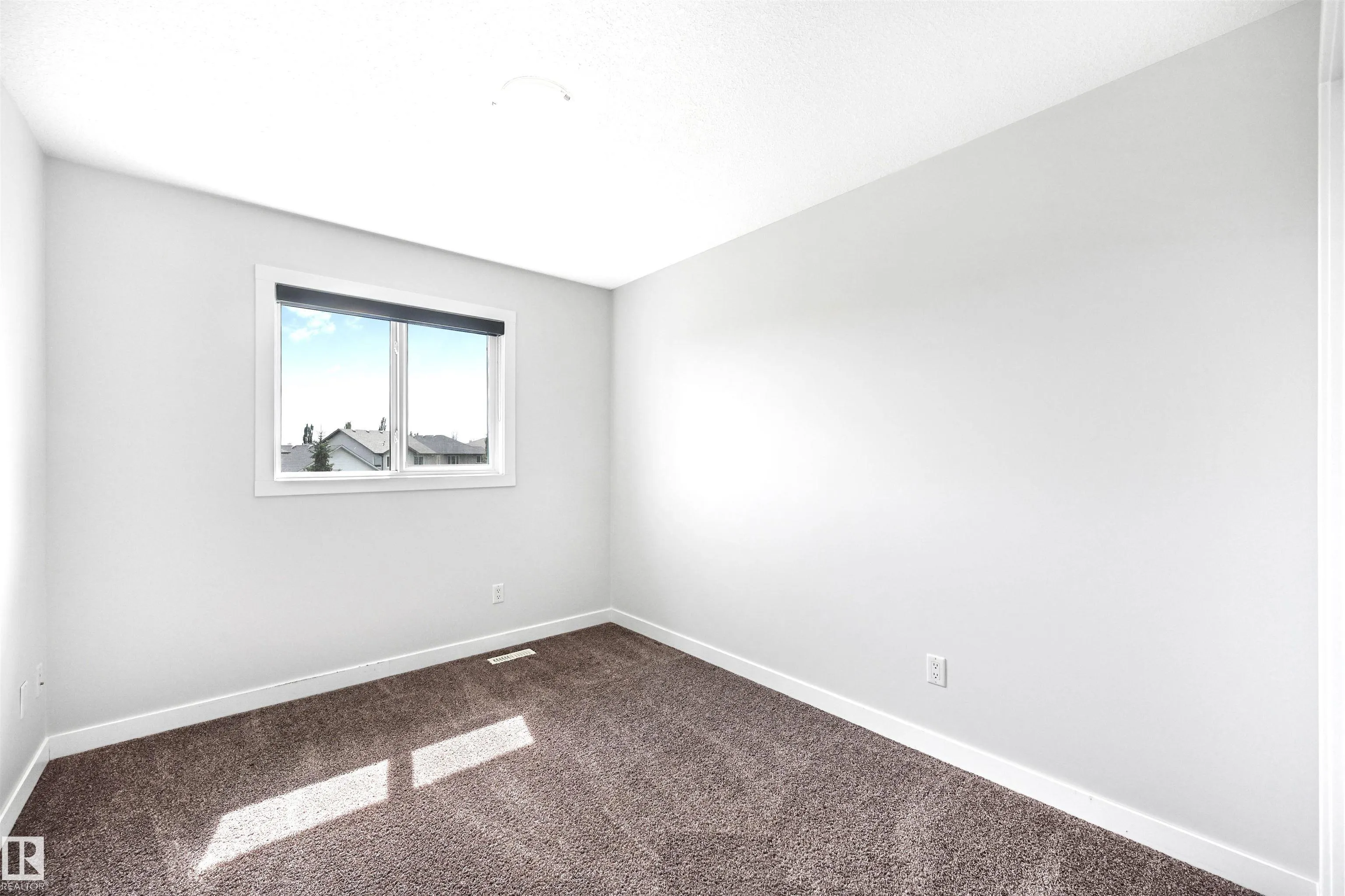 7086 SOUTH TERWILLEGAR Drive