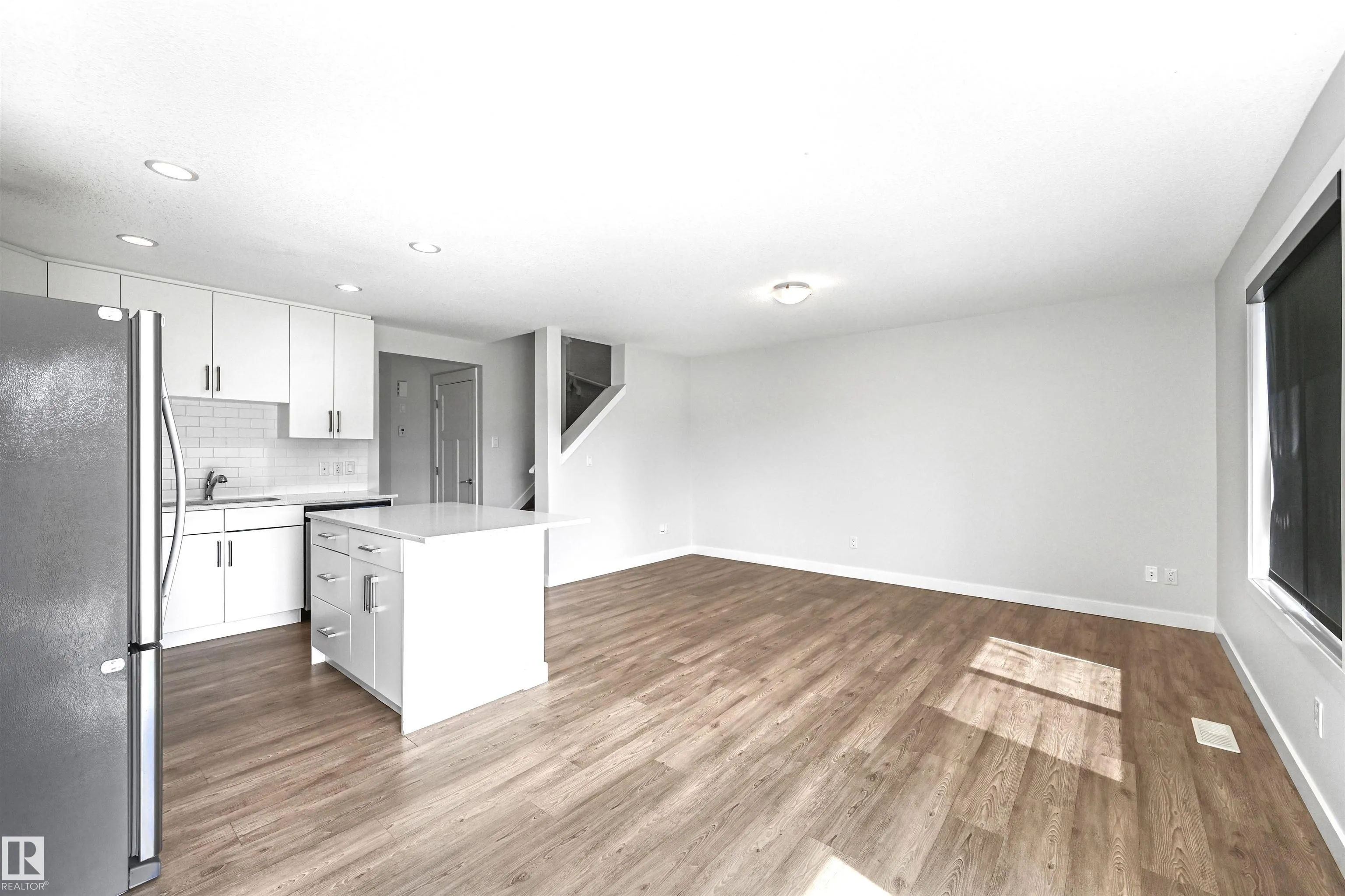 7086 SOUTH TERWILLEGAR Drive