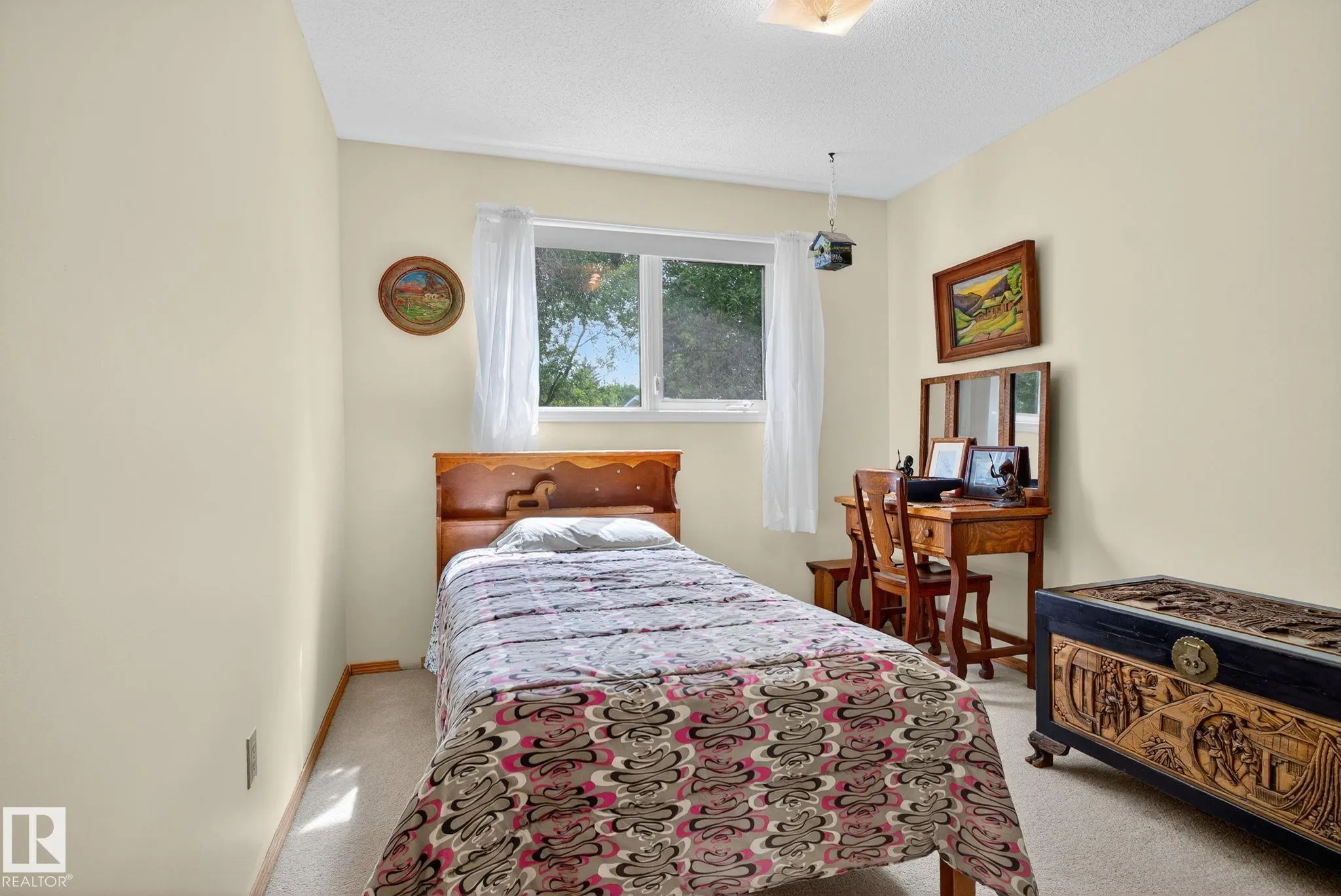 42 LARKSPUR Crescent