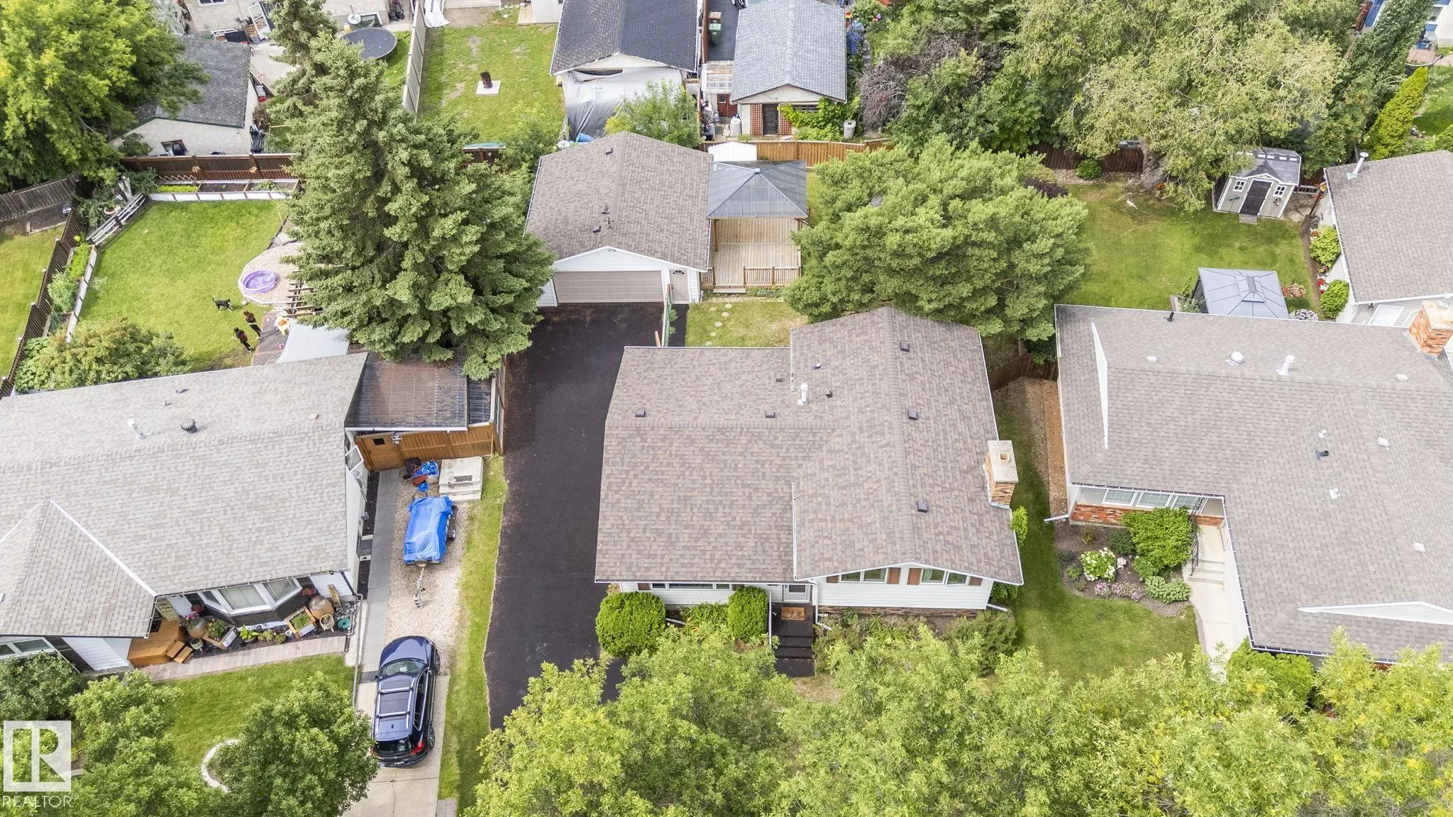 42 LARKSPUR Crescent