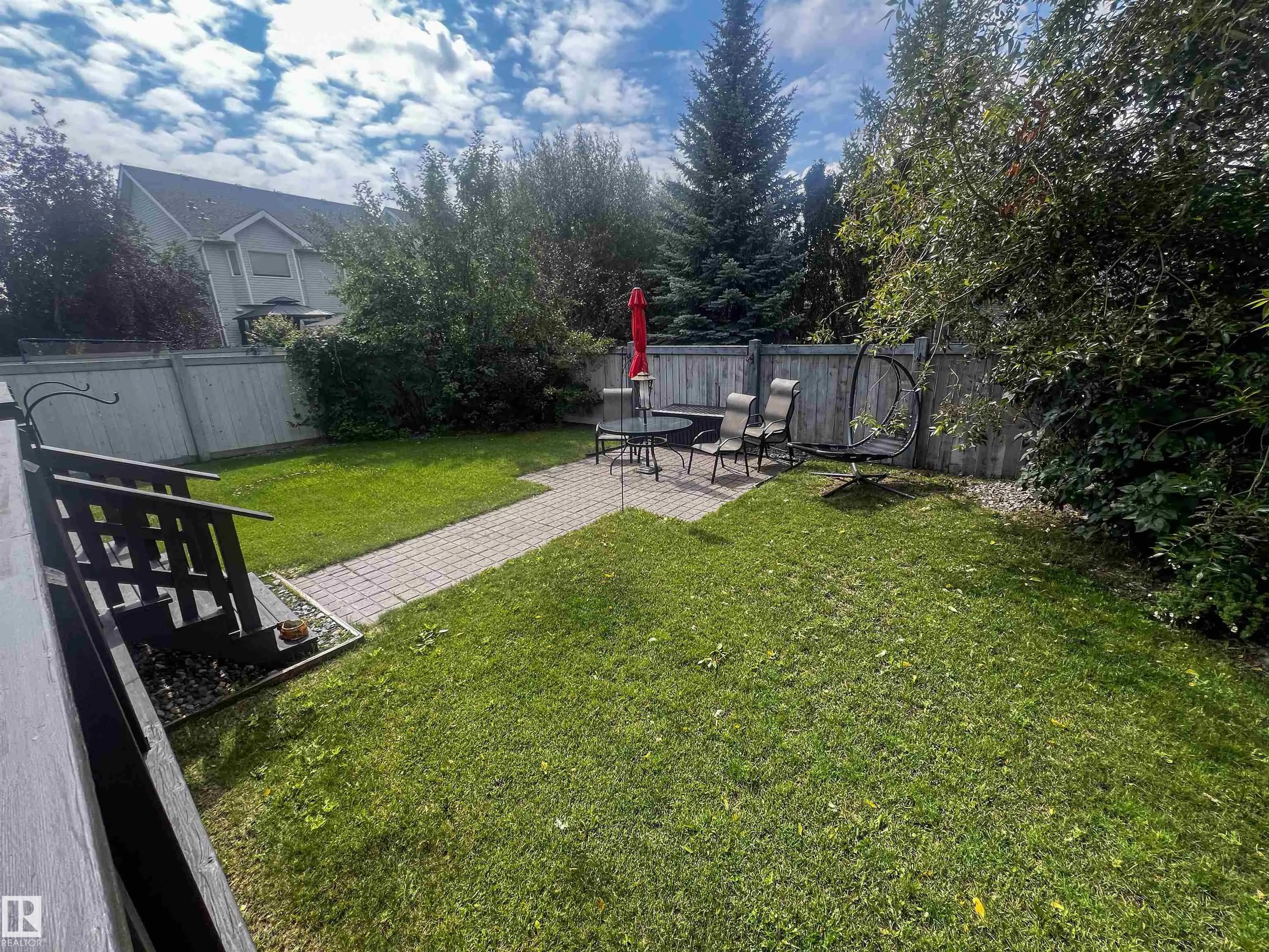 446 SPARLING Court