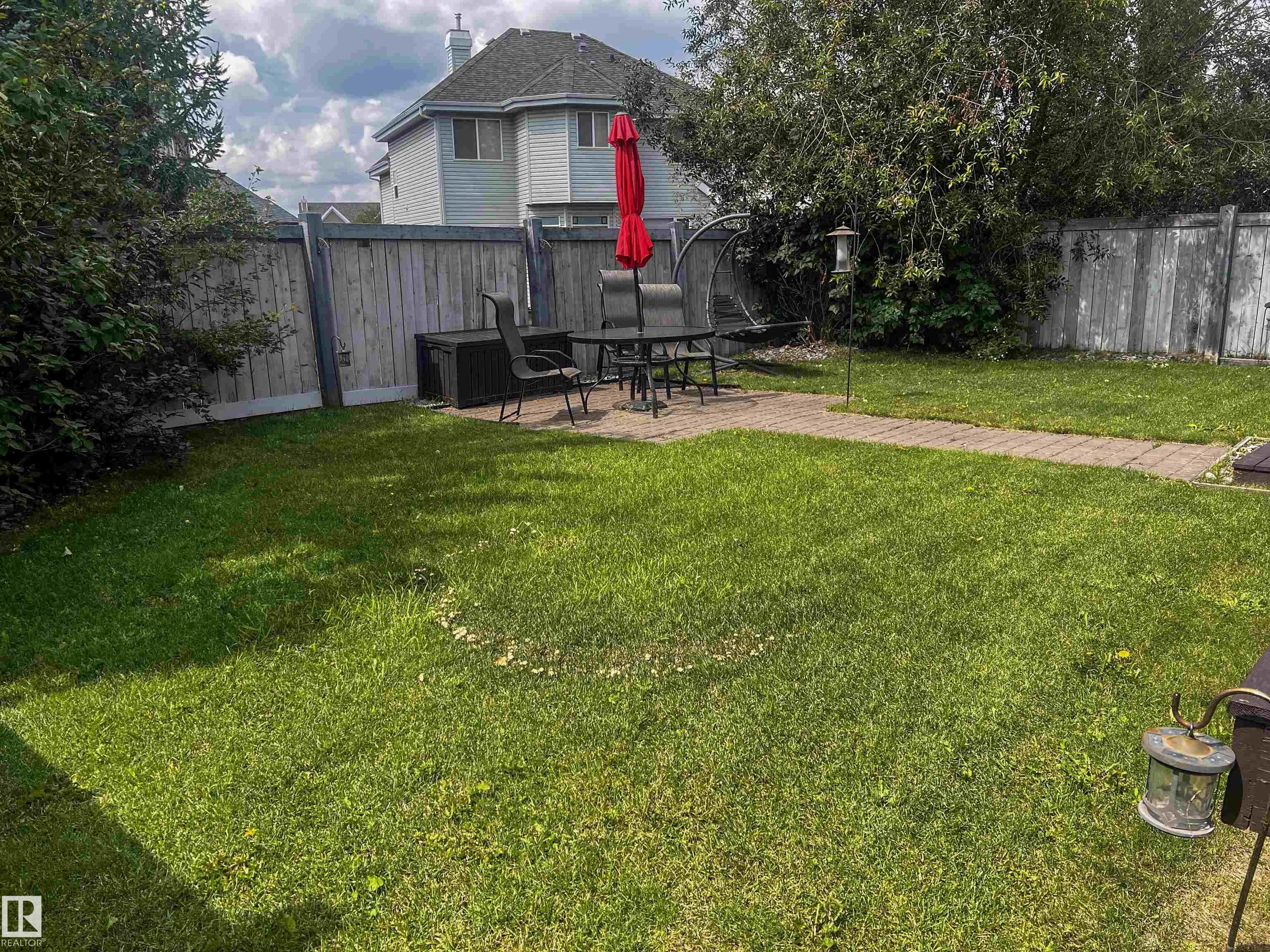 446 SPARLING Court